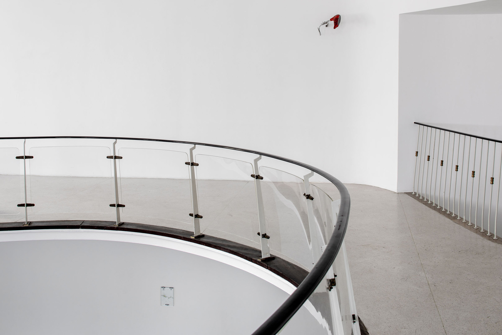 Maarten Van Roy, Installation view Black Hole, Blind Spot, Dead Angle, 2021