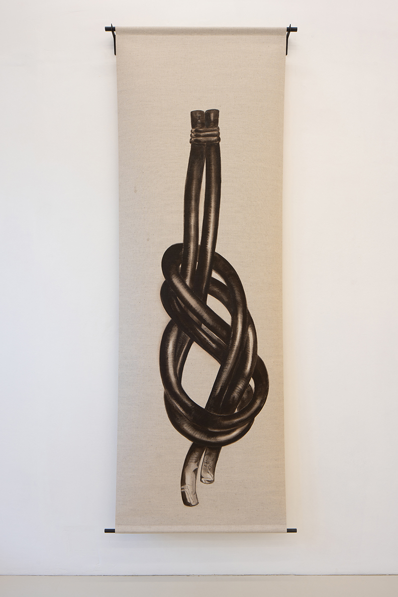 Carlotta Bailly-Borg, Passionate, 2021 (Acrylic, linen, steel, 230 x 75 cm).