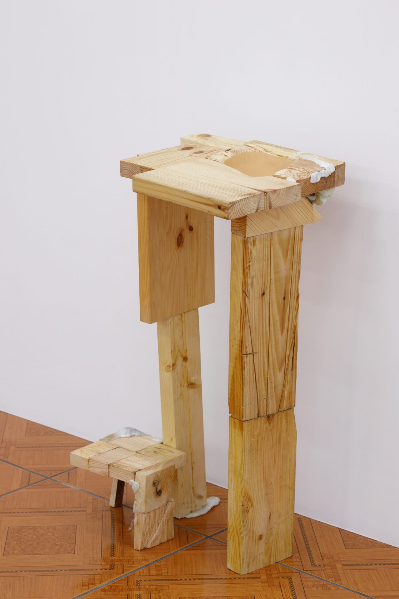 Līva Rutmane, Untitled (balanced!), 89x34x30 cm, wood, 2020