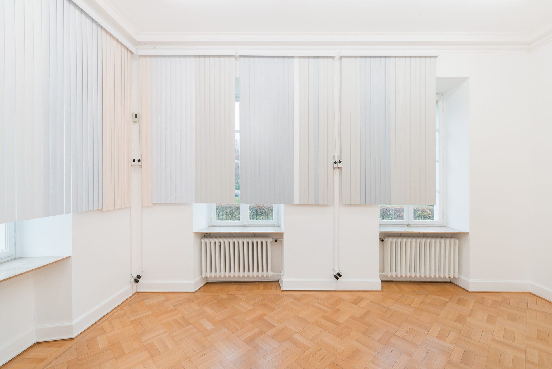 Nadia Belerique, How Long Is Your Winter, 2020, installation view at Kunstverein Braunschweig 2020 Courtesy: the artist. Photo: Stefan Stark