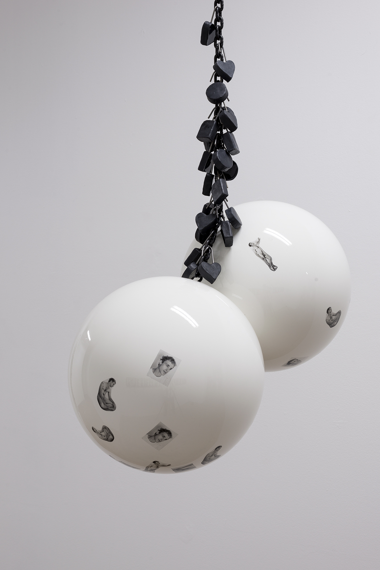 Sasha Auerbakh, Sebastian S. 2, 2020 Laquered polyurethan, inkjet print on decal foil, steel, pigmented Kiwopur, 60 cm x 30 cm x 2,5 m