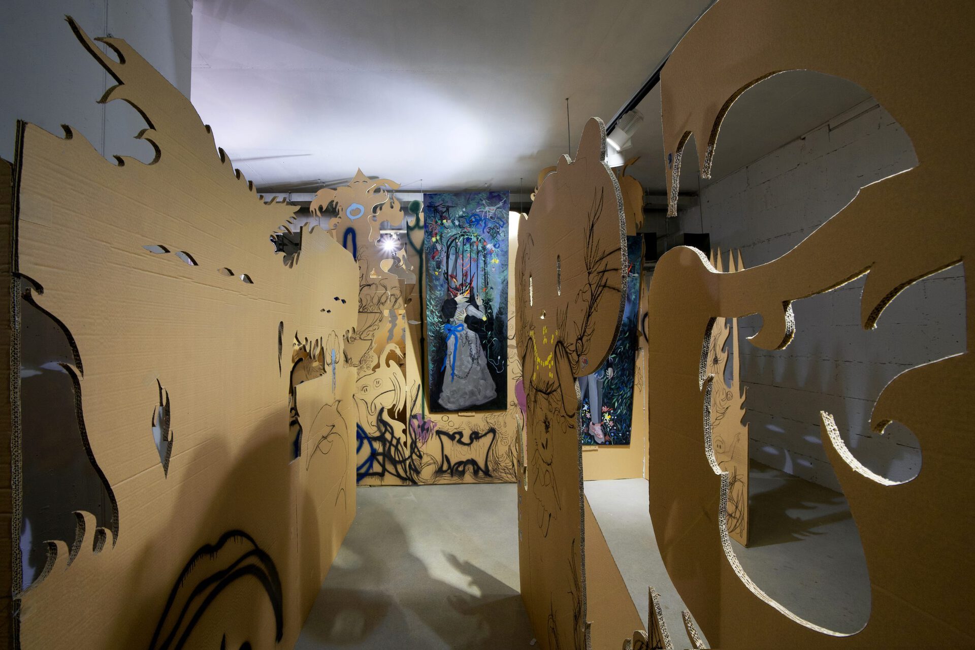 Vladimir Kartashov, the fragment of the labyrinth in the "Innocent pranks. Technorococo", 2021, mixed media, cardboard, paintings, approx. 8 sq m.