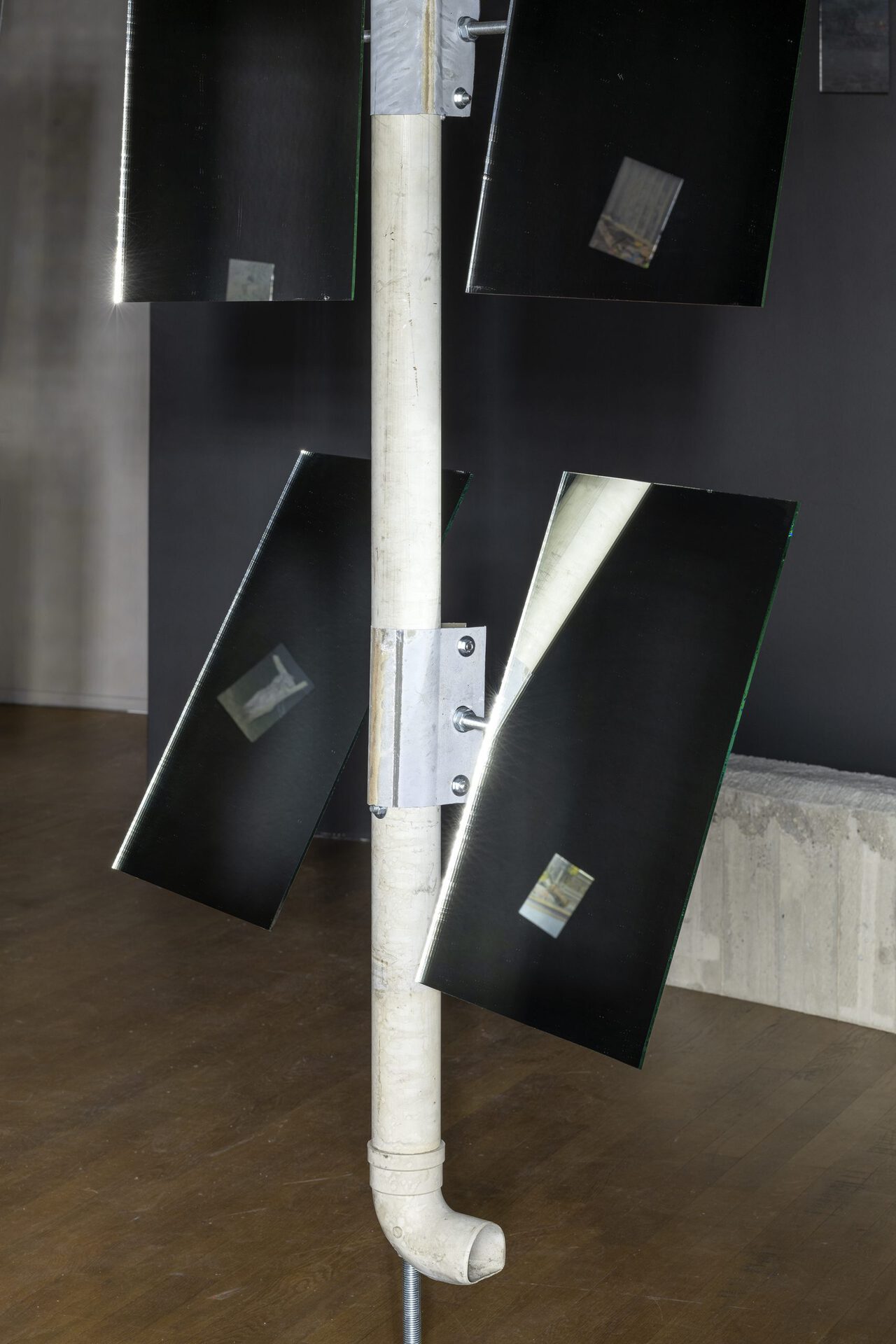 Arnaud Eubelen, Surrunding reflection system close up