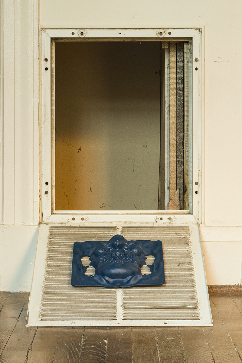 Coco Klockner, Sara, 2021 exhibition view 1