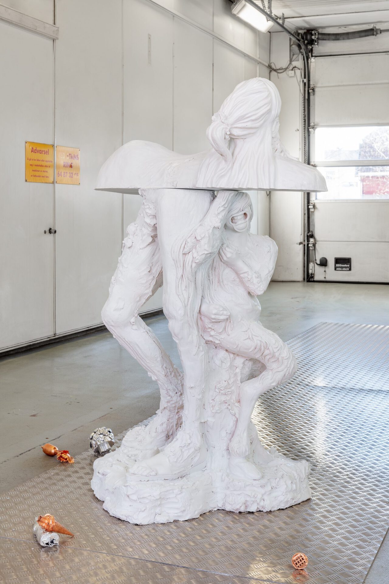 Anders Holen, I,II  2019  Cast polymer plaster, laquer  165 x B 155 x L 110 cm
