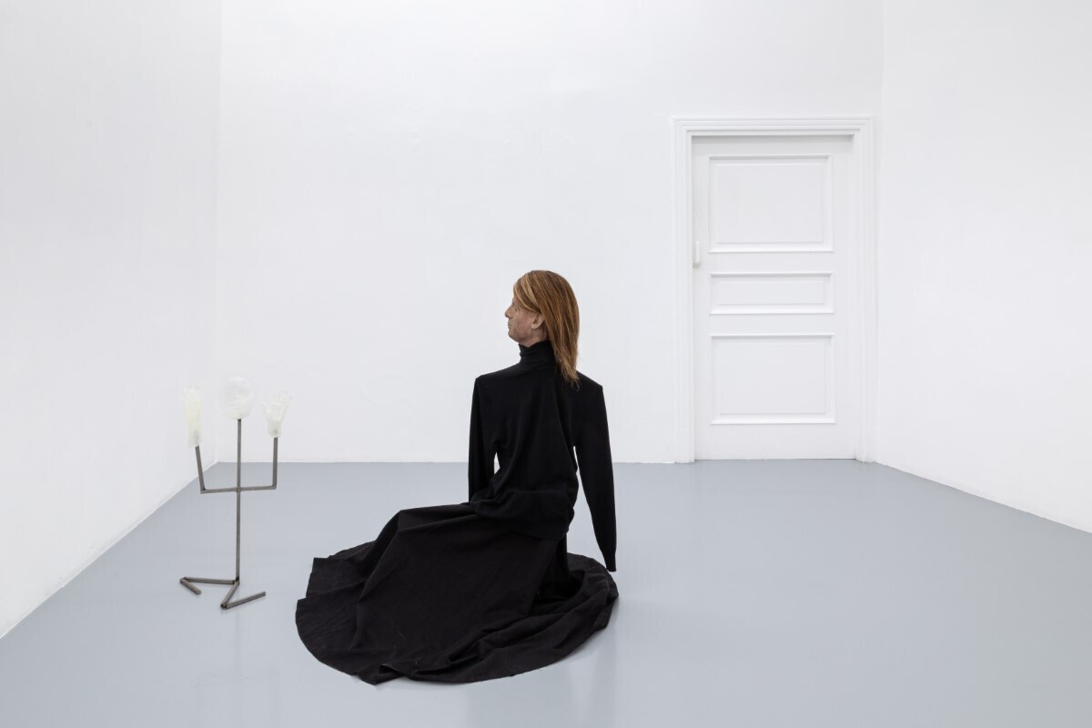 Luca Francesconi, Infertilità, 2021, bronze, aluminium, resin, cotton, human hairs, variable dimensions