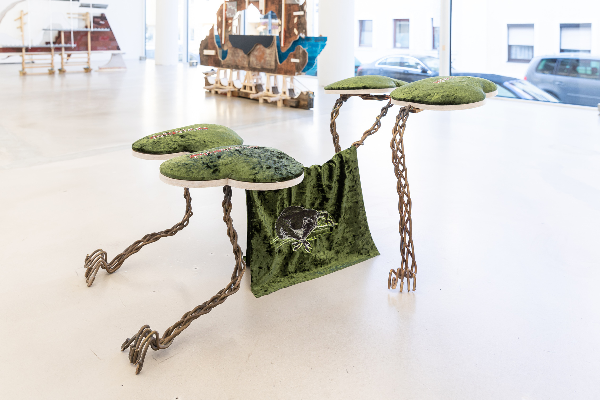 Brittni Ann Harvey - Lamb of God (bowing robot dog), 2021, embroidered polyester, plywood, polypill, bronze, 50.2 x 105.1 x 60 cm