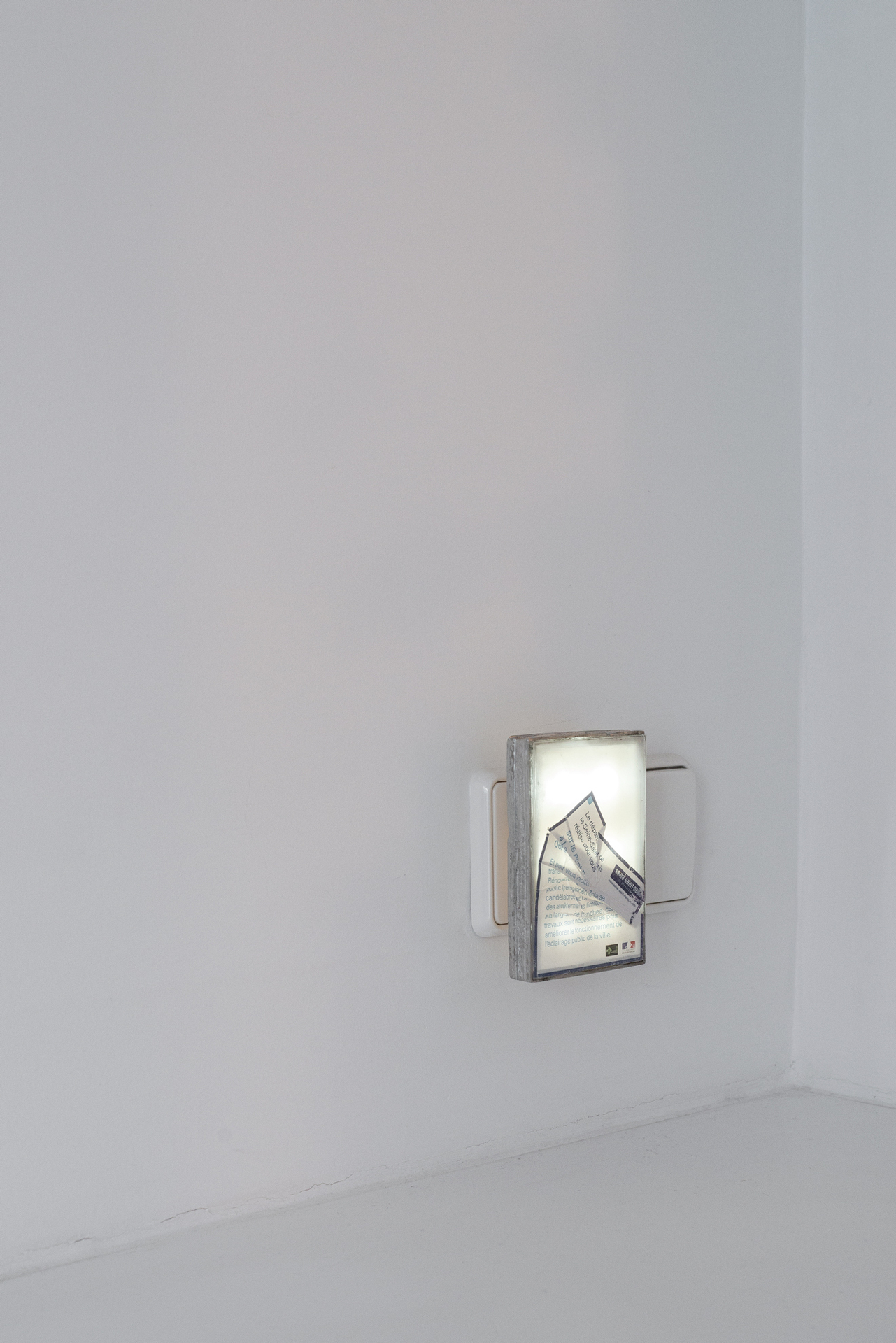 Kevin Gotkovsky & Camille Brée, Pour vous faciliter la ville (ongoing night lights series), 2020. Tin, resin, Rhodoid, paper, electric device