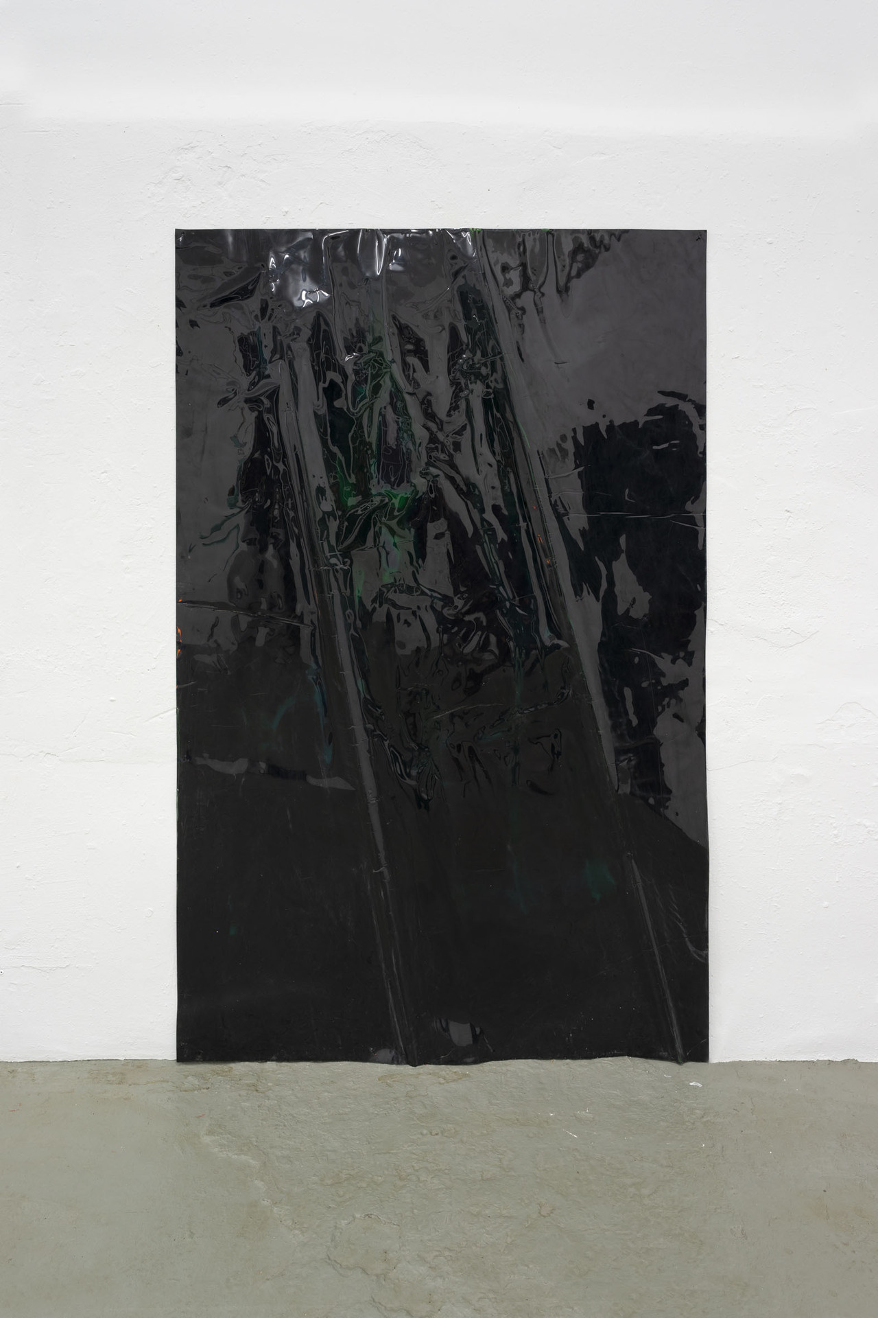 Edgar Unger, untitled, 2021, Linoleum, disappearing water reaction