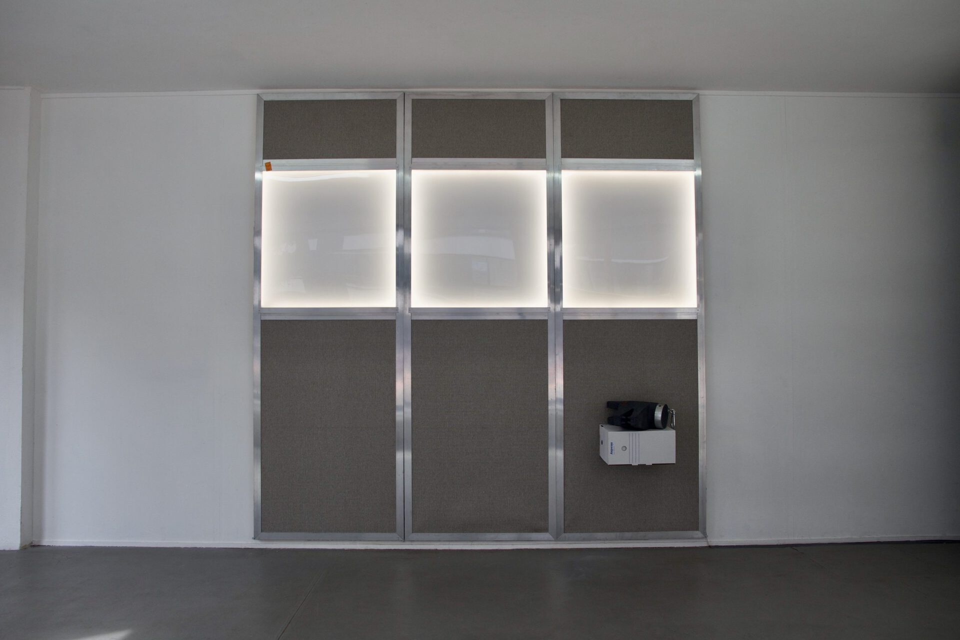 Romain Sarrot, exhibition view, 2021, Lokal-int