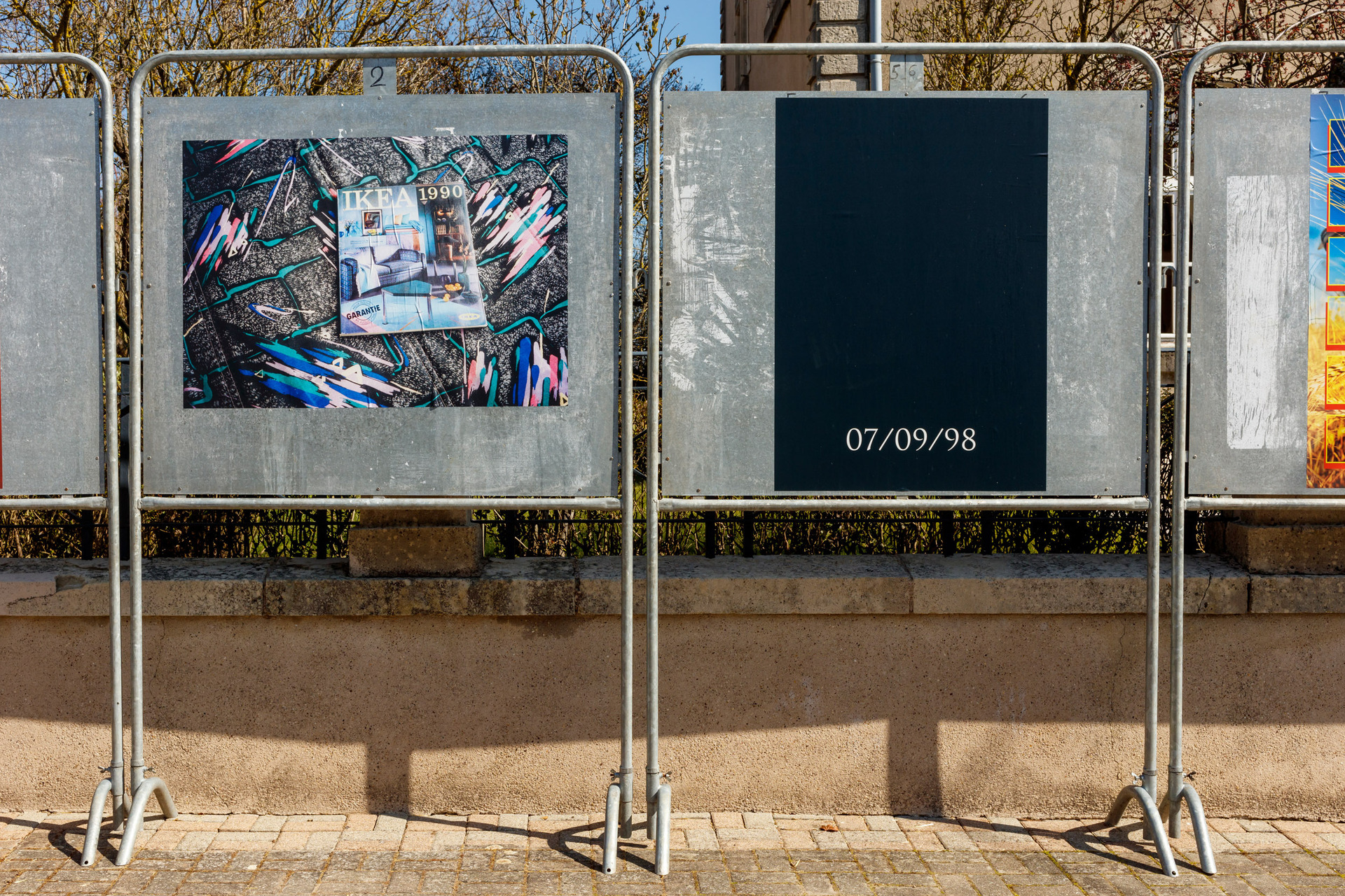Henrike Naumann, IKEA 1990, 2016, poster, 84 x 119 cm, photo: Inga Selch / Merlin Carpenter, 07/09/98, 2021, poster, 84 x 119 cm.