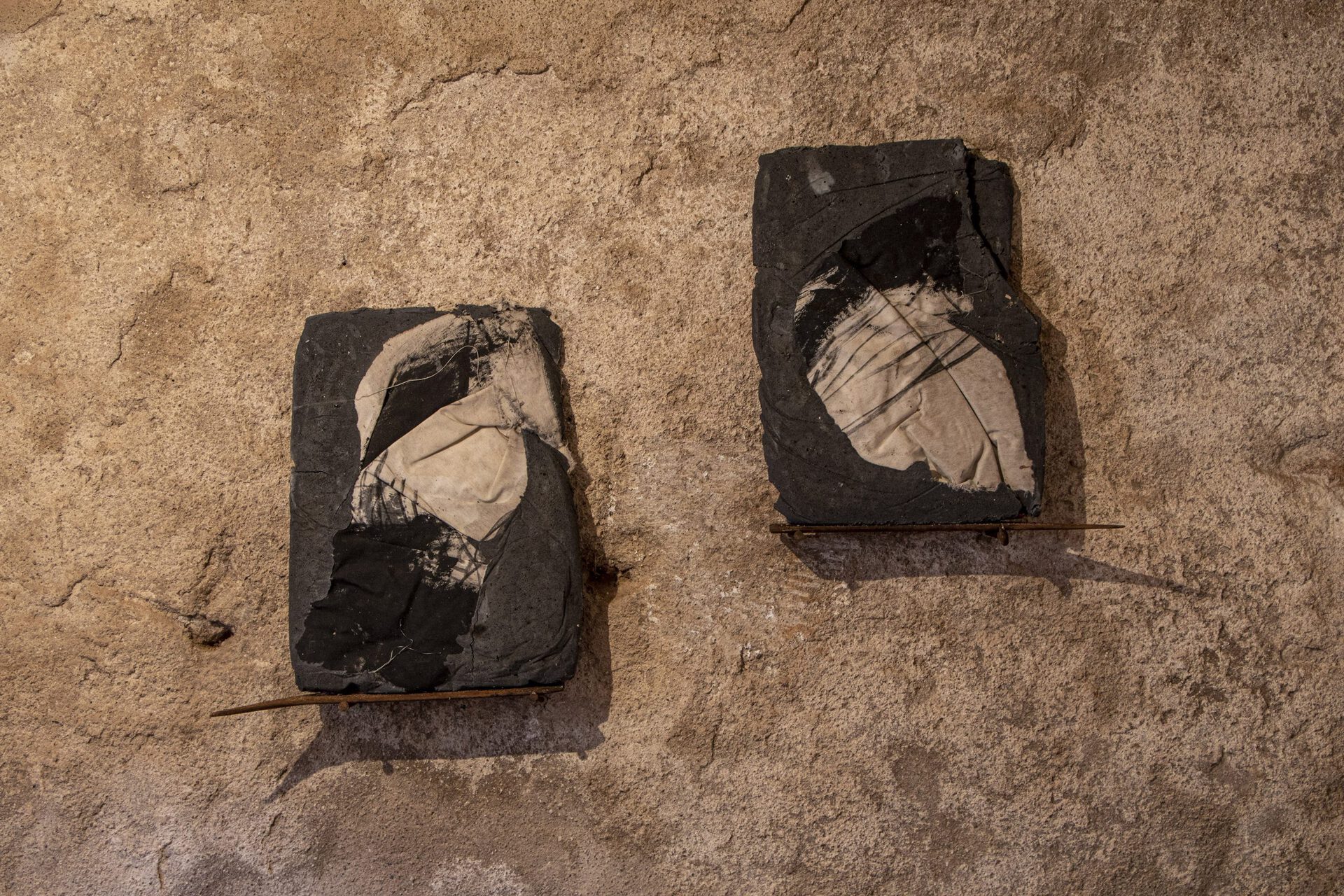 Carlos Zorromono, Ejes de resonancia (Jabón nº1 y nº2), installation view. Photo: Gabriel Santolaya