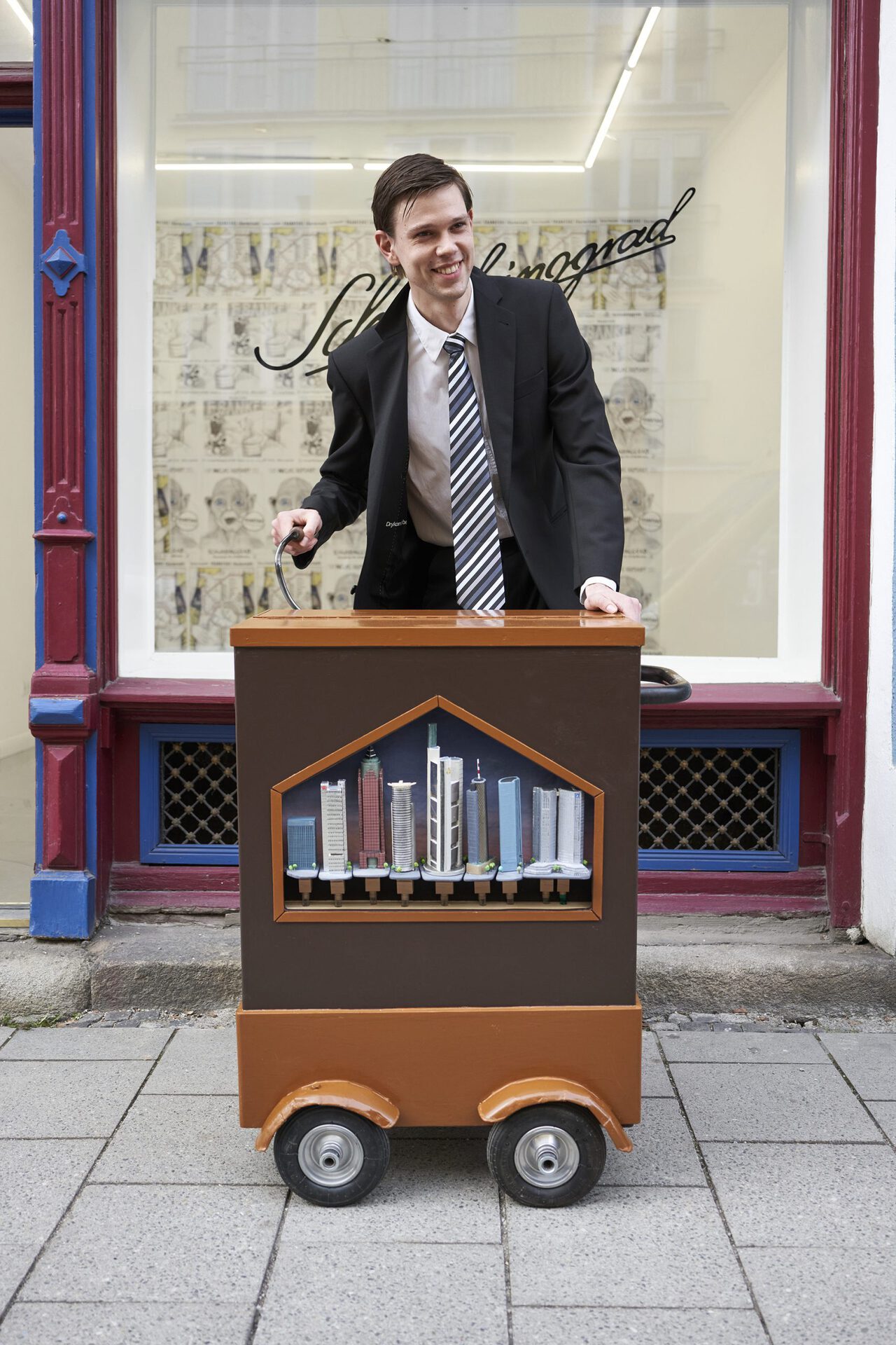 FRANKFURZ, an outdoor barrel organ concert by Niclas Riepshoff #2