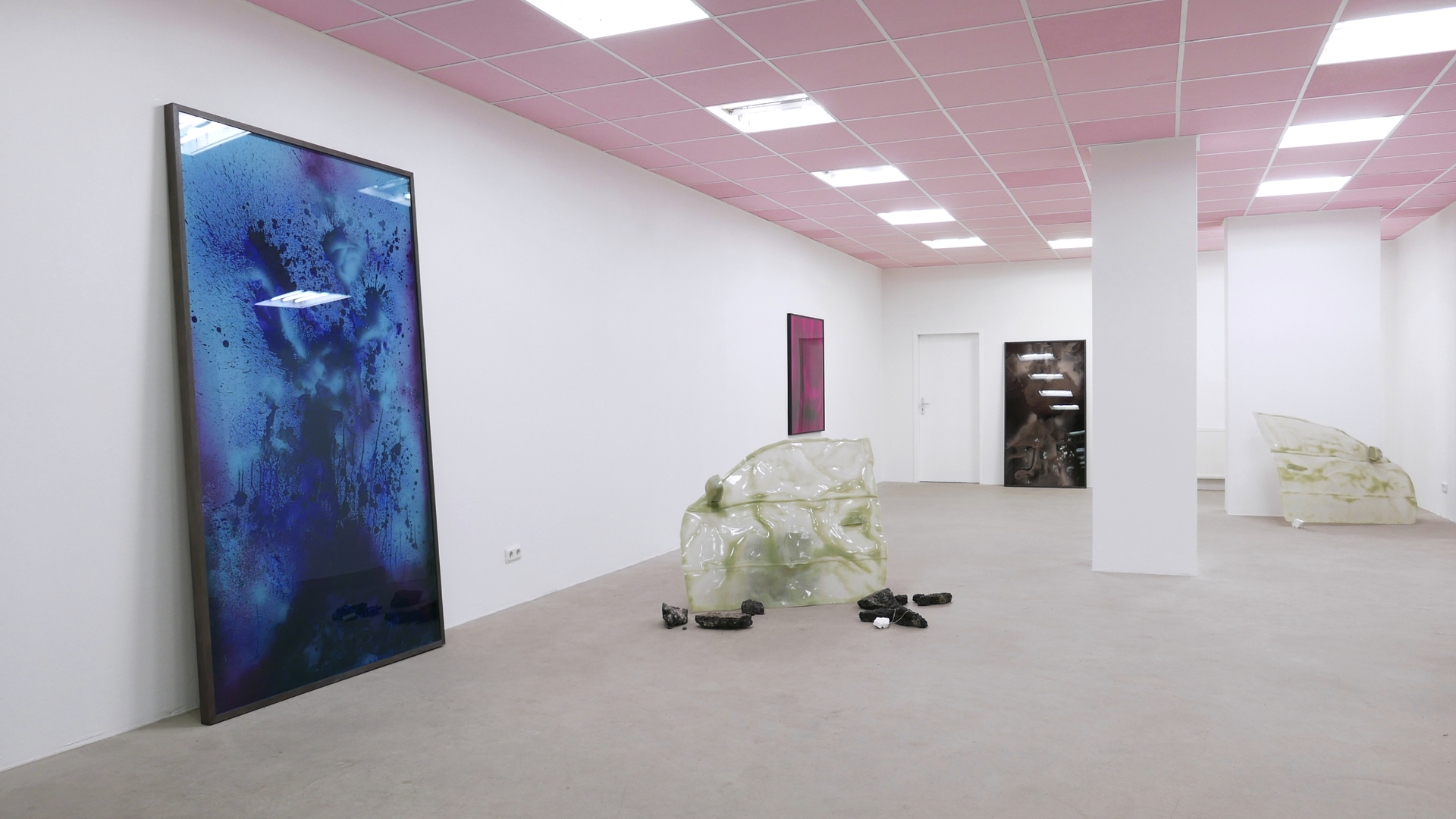 Shining exhibition, Dresden. Works by the painter Bettina Scholz and the sculptor Konrad Hanke.