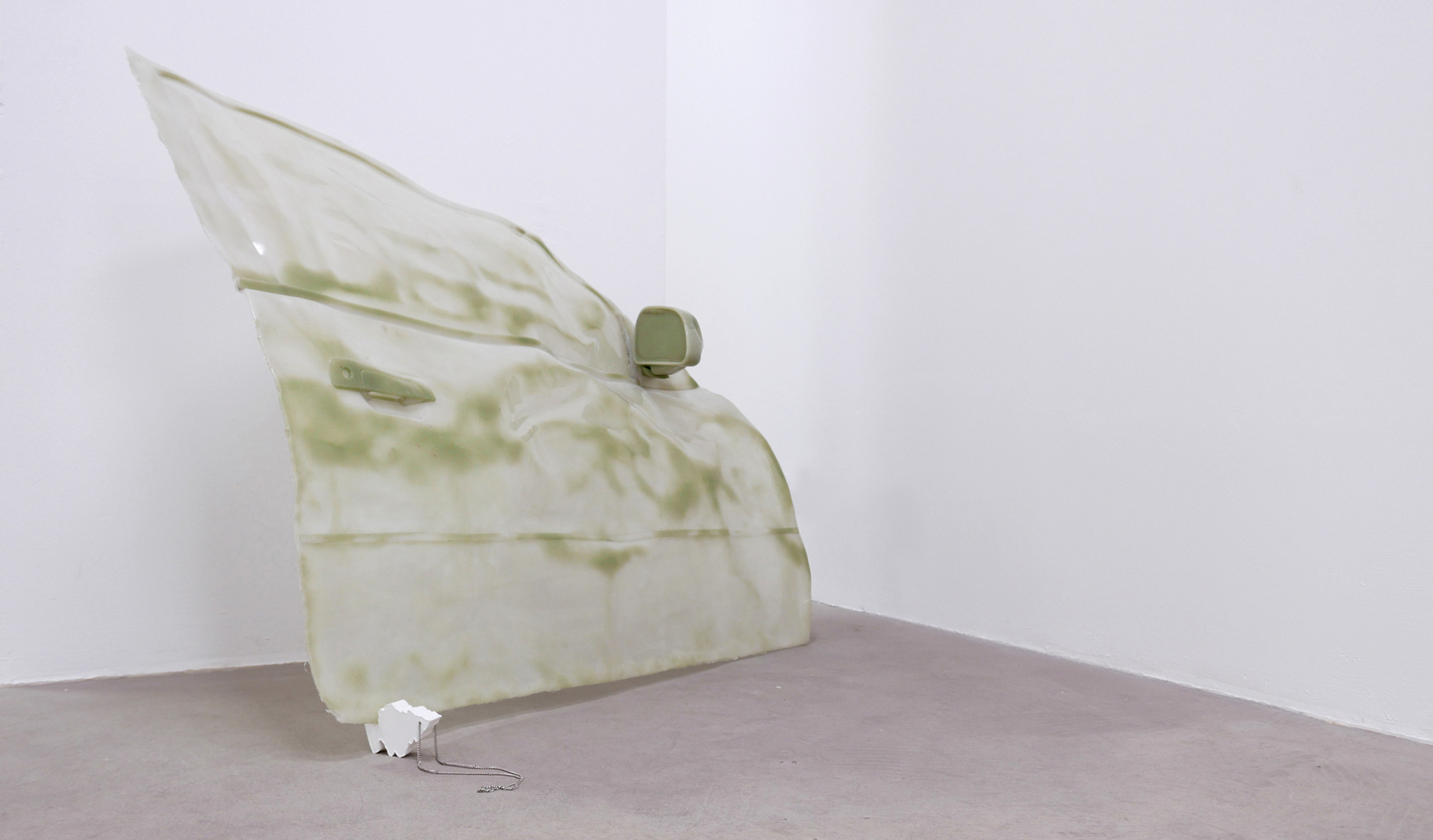 Shining exhibition, Dresden. Works by the painter Bettina Scholz and the sculptor Konrad Hanke.