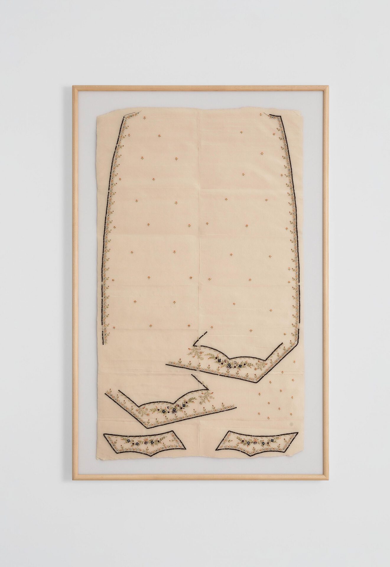 Adi Fluman, Untitled, 2021. Digital sculpture, inkjet printed on paper in artist’s frame (maple wood), 132.5×86×8 cm. Photo: Tal Nisim. Courtesy of the artist and Dvir Gallery, Tel Aviv/Brussels.