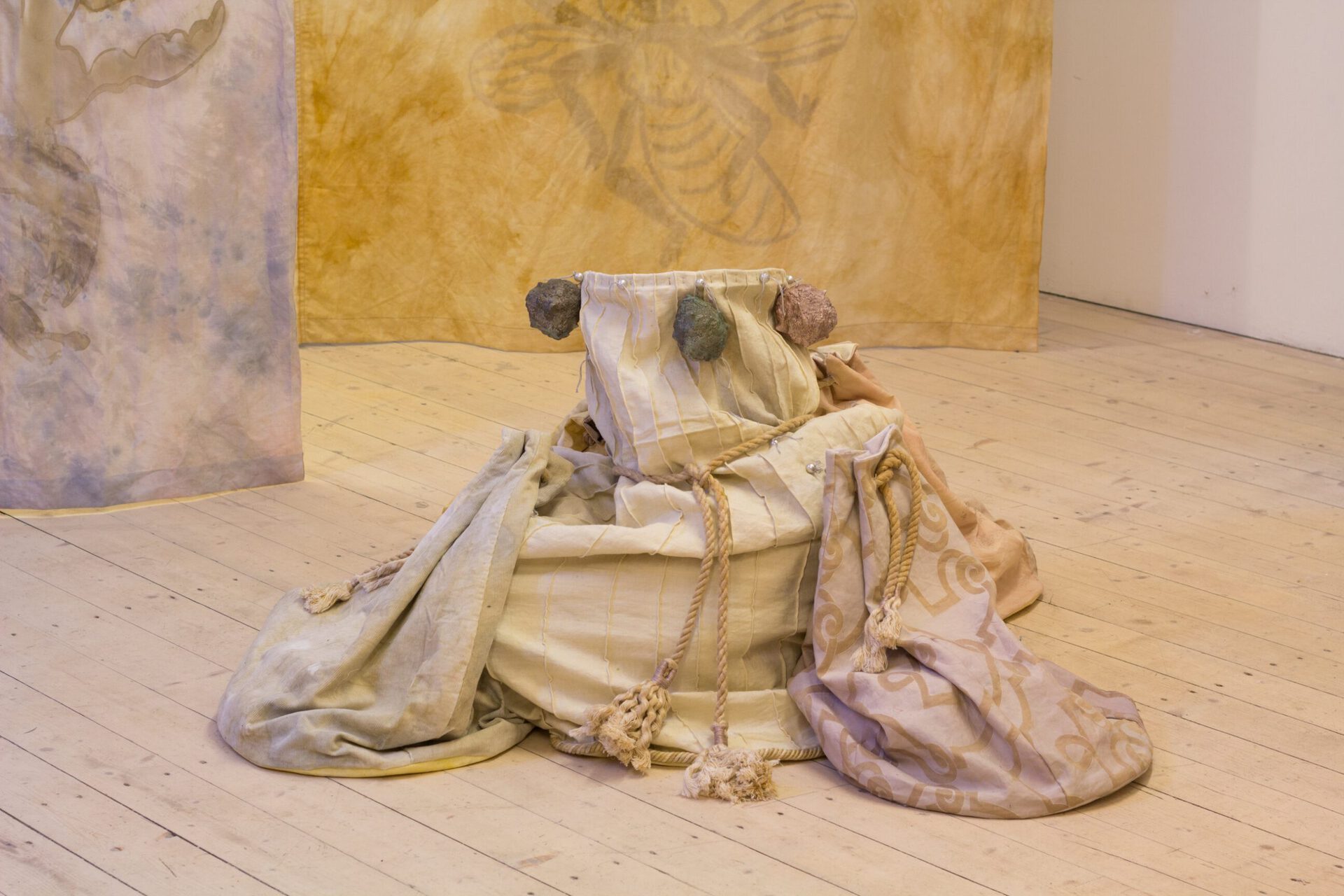 Anna Reutinger, I was wrong and I just can’t live without you, reliquary purse #2. Linen, cotton, faux pearls, onion skins, tumeric, black beans, iron, trash pearl, 2021