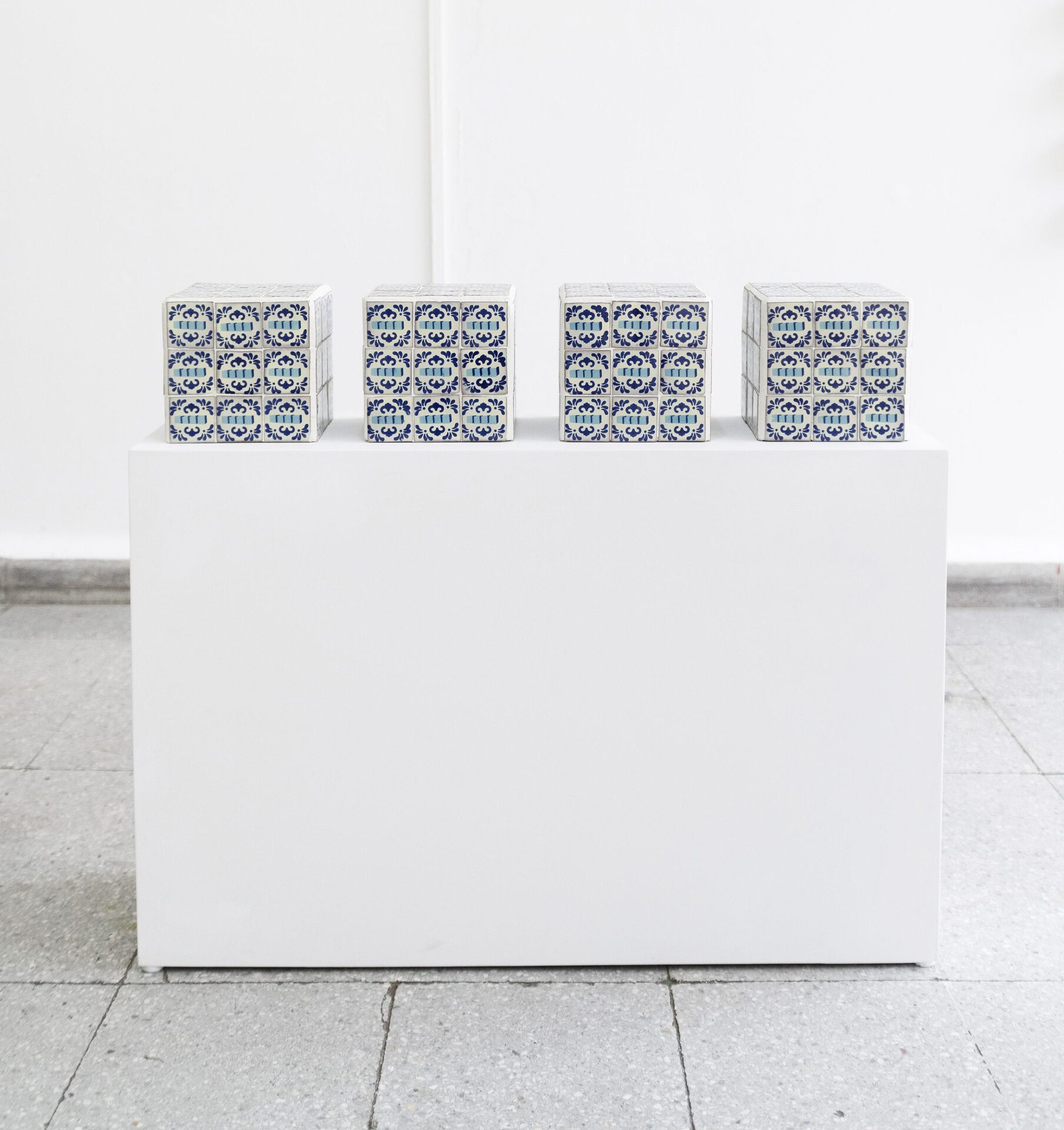 Crafts usually escape the museum and, when they fall into their showcases, they defend themselves with honour (after Untitled by Donald Judd, 1969) MDF, talavera tiles, tile joint filer 17 x 81.5 x 17 cm (6.6 x 32 x 6.6 in) 2021