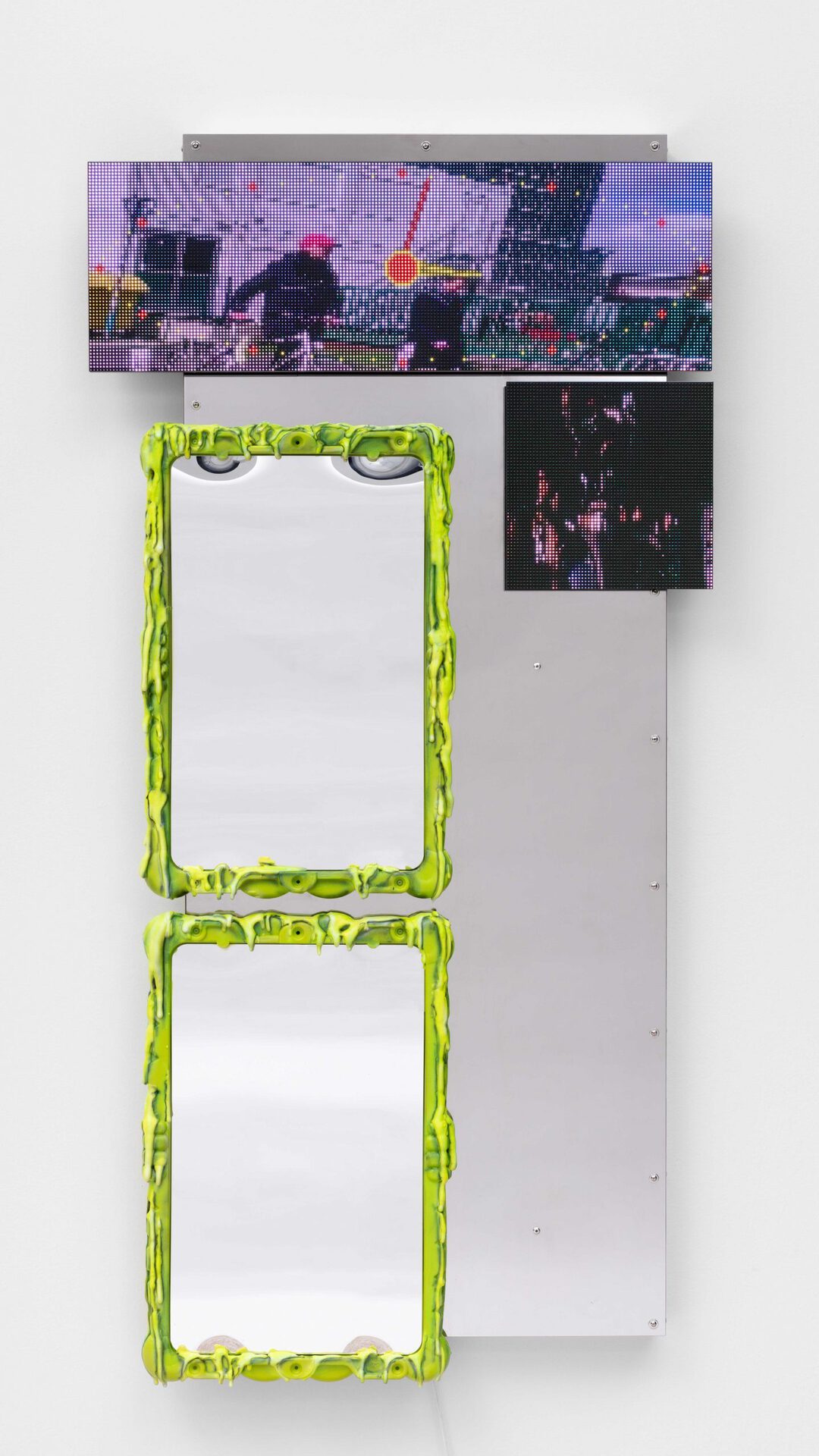 Mathis Altmann, Punch in the face today, 2021, LED matrix screen, video loop ca. 4min., stainless steel mirror, aluminium, funhouse mirror, polyurethane foam, airbrush, 152 x 77 x 10 cm