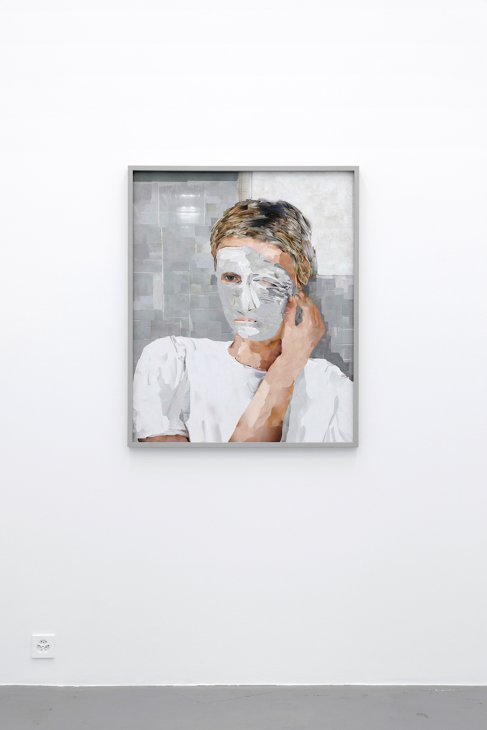 Alina Frieske Tile (Four), 2020 Archival print on baryta paper 115 x 95 cm