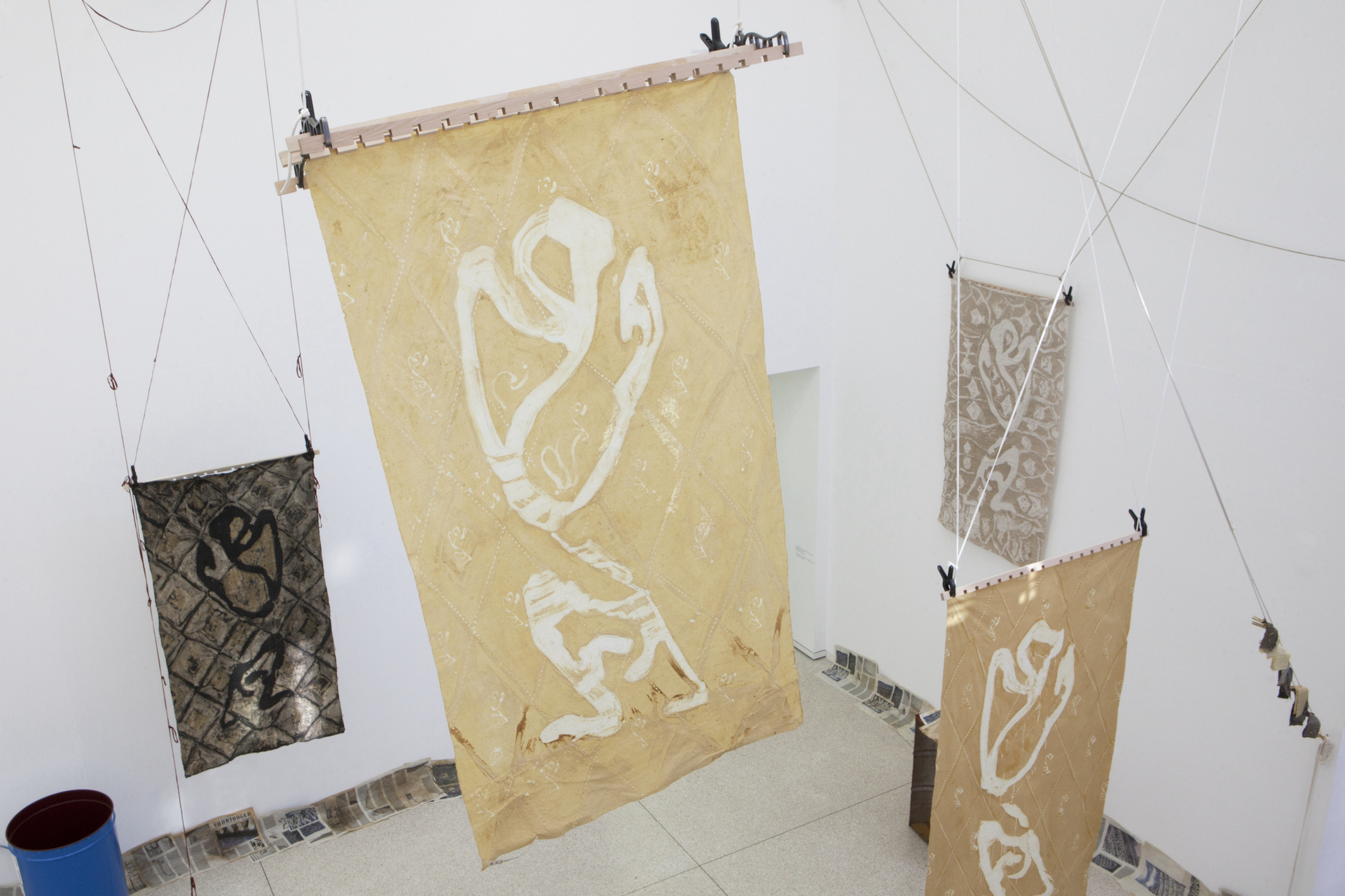 Ada van Hoorebeke Rose Family Factory, 2021, exhibition view: WERK.STOFF Painting Award, Heidelberger Kunstverein, 2021. © Markus Kaesler & HDKV Courtesy the artist