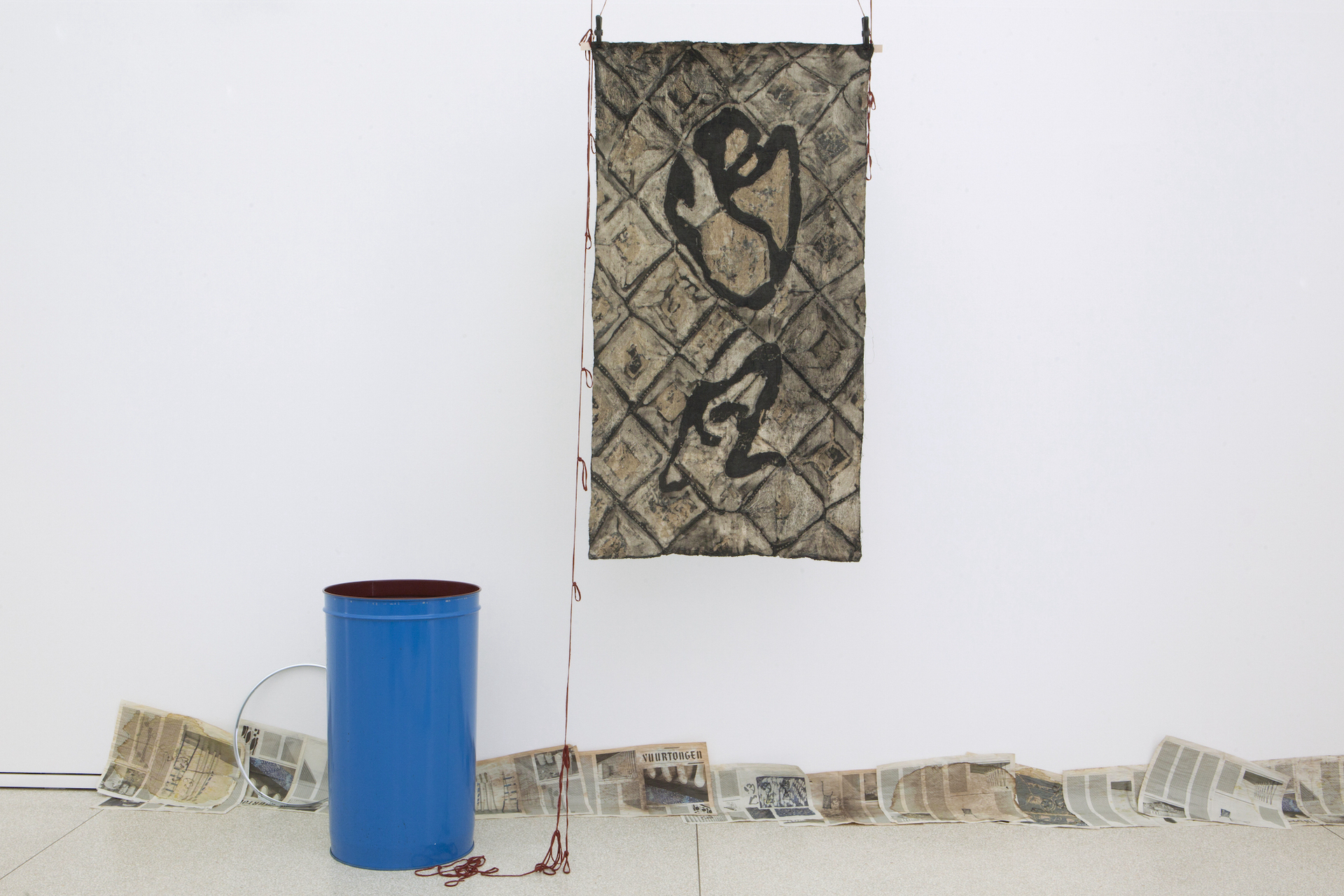Ada van Hoorebeke Rose Family Factory, 2021, exhibition view: WERK.STOFF Painting Award, Heidelberger Kunstverein, 2021. © Markus Kaesler & HDKV Courtesy the artist