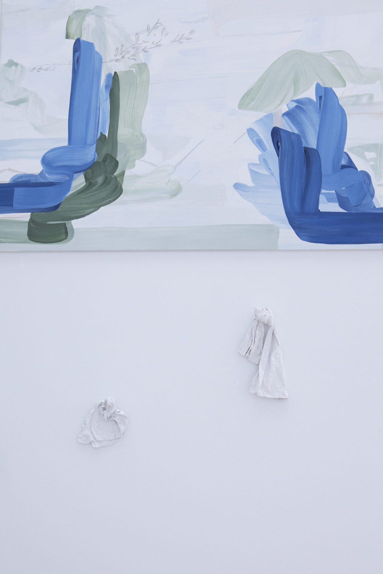 Mojé Assefjah exhibition view: WERK.STOFF Painting Award, Heidelberger Kunstverein, 2021. © Markus Kaesler & HDKV Courtesy the artist and Galerie Tanit, Munich