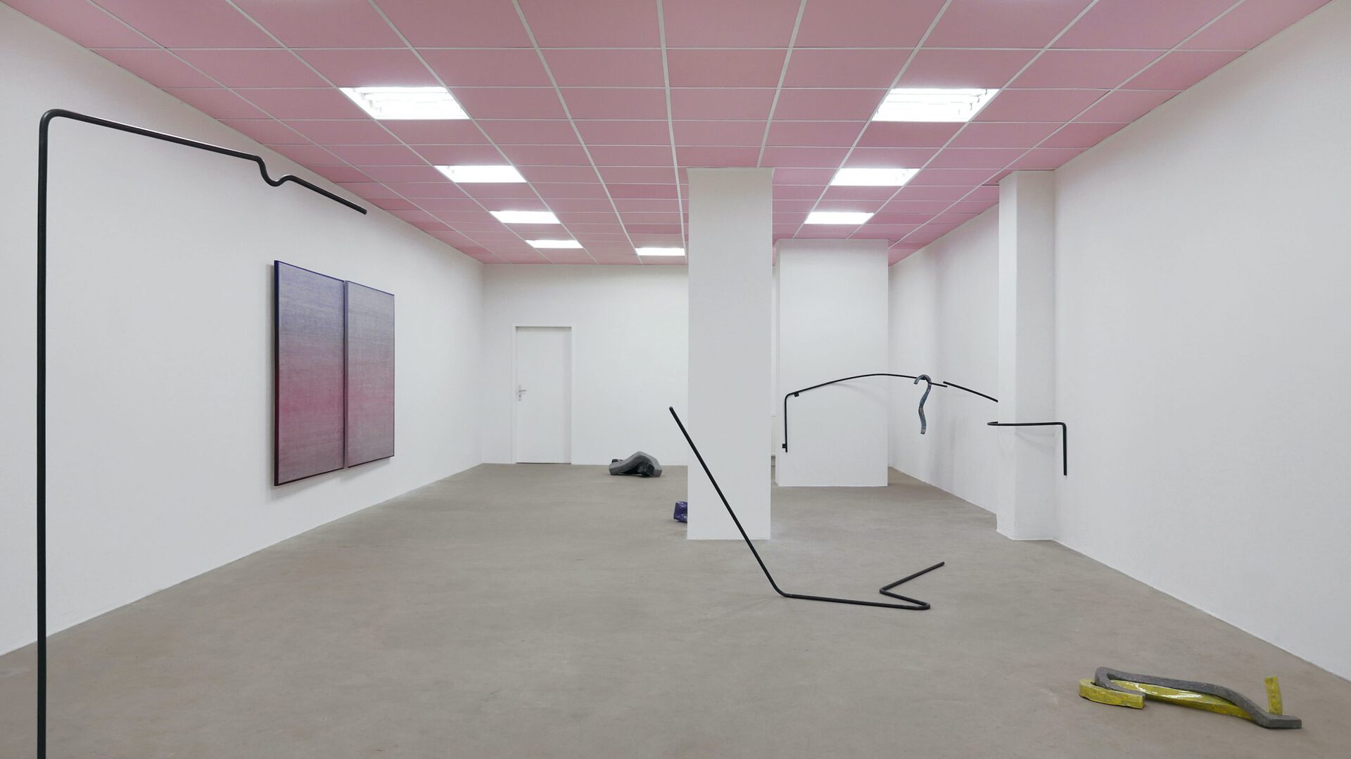 1_Installation view THE THINGS I DO POSSESS SOMETIMES THEY OWN ME TOO