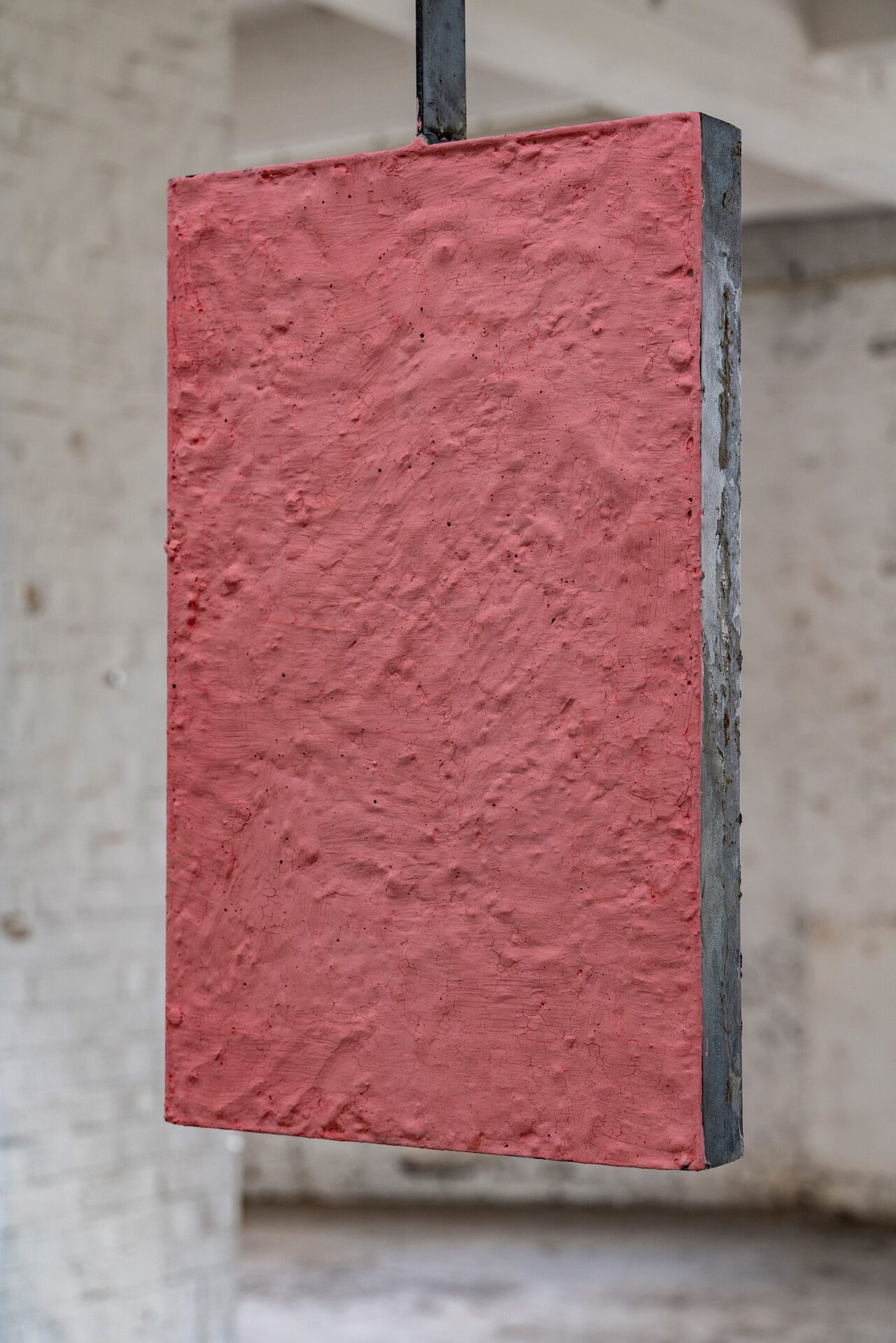 Gaëlle Leenhardt, SANS-TITRE 5 (Texas 2019): Front: pigment, lime paint, concrete, metal frame, 25.5x40x3cm, 2021