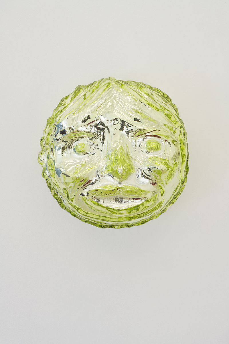 Olof Marsja, Liquid Green, 2021 (Silvered glass, steel, 26 x 26 x 22 cm).