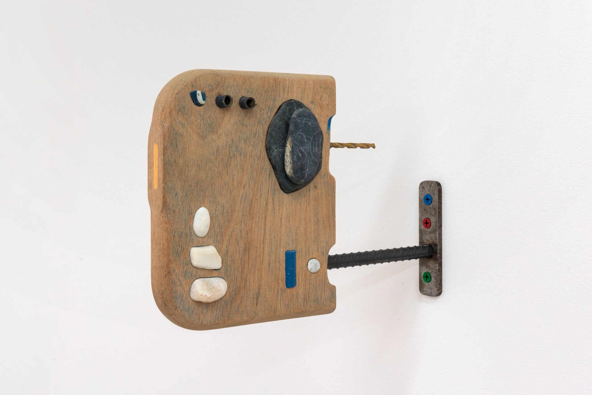 Rafał Zajko Chordate II, 2019 Steel, screws, acrylic paint, wood, acrylic resin component, freehand embroidery, drill bits, sea glass, sea plastic, baroque pearl, bog-wood, sanding paper 22 × 4 × 27 cm