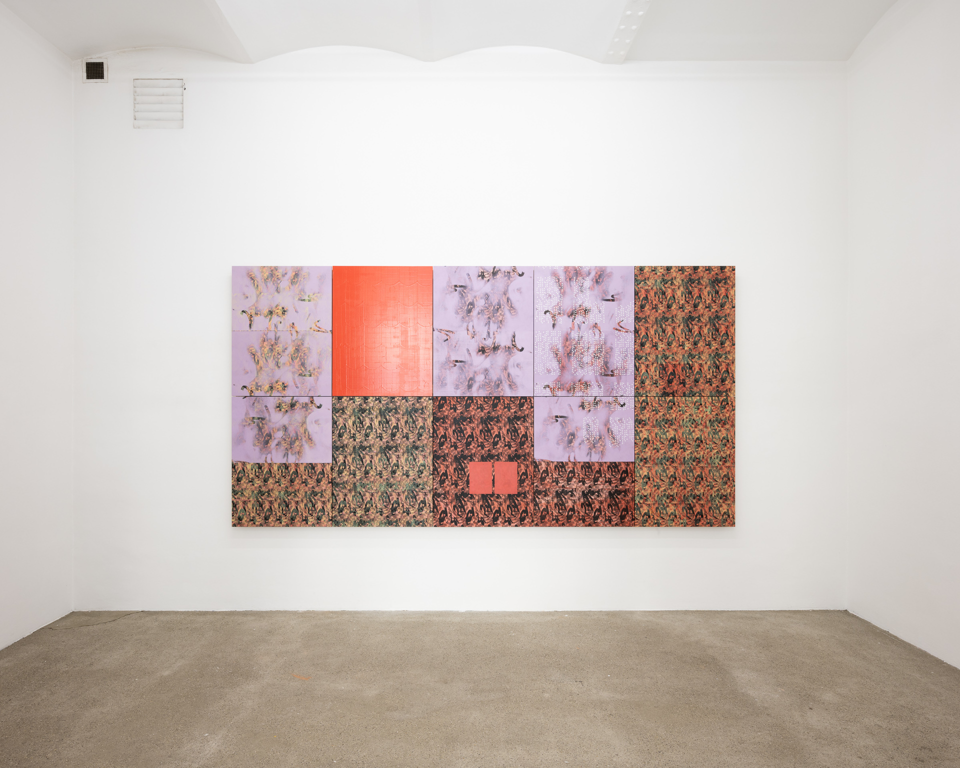 Magdalena Kreinecker It occurs once in a minute, twice in a moment, but never in an hour. (O.T.) T.), 2021 linolcut and silkscreen multicoloured, oil on silk paper, laminated on MDF, lacquer, linseed oil, spruce wood each 77 x 100 x 1,6 cm i nstallation 200,5 x 387,5 x 8 cm