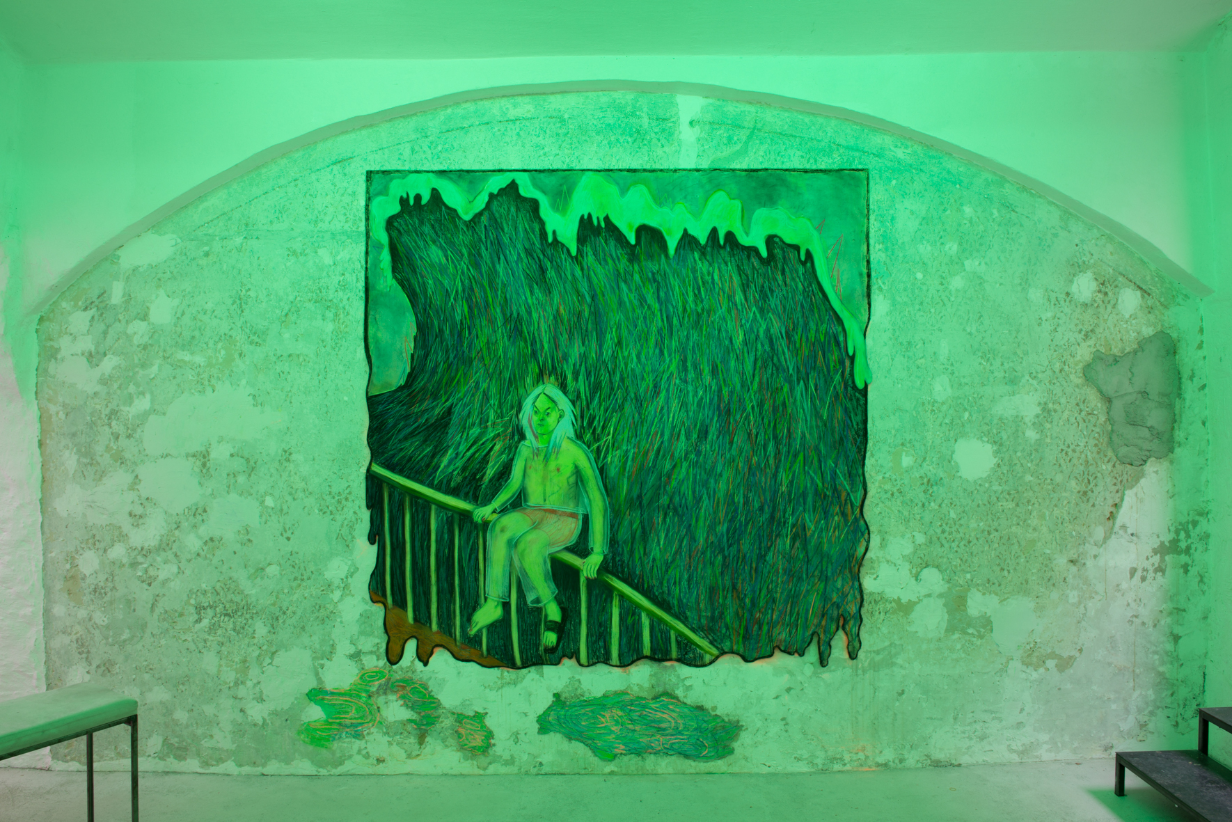 Giuliana Rosso, L’arcobaleno disidratato, 2019, chalks and charcoal on paper, 200 x 200 cm