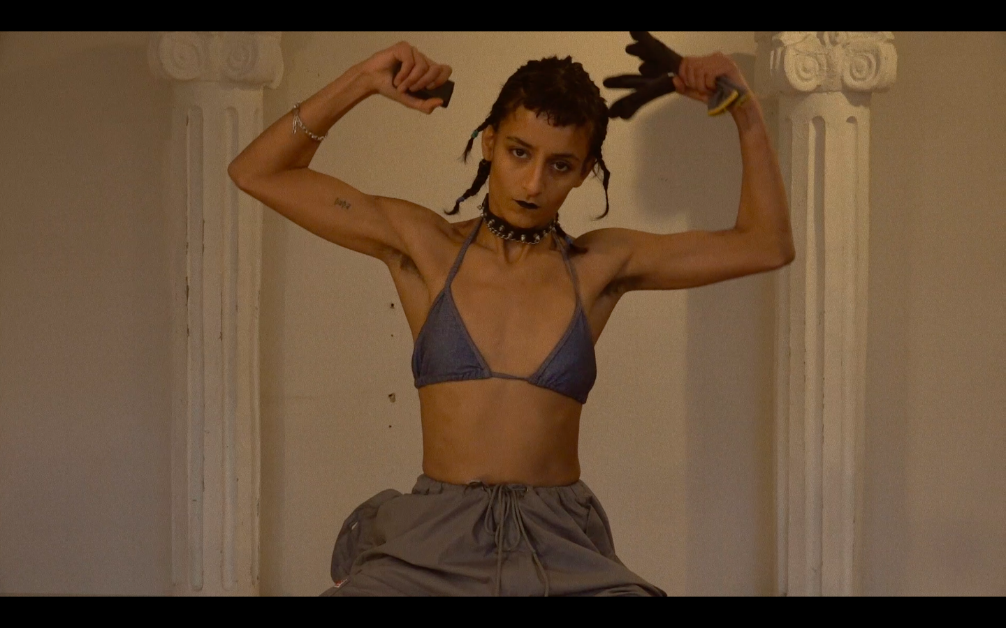 Sahar Jamili, ME UNIT, 2019, still from video 04_33