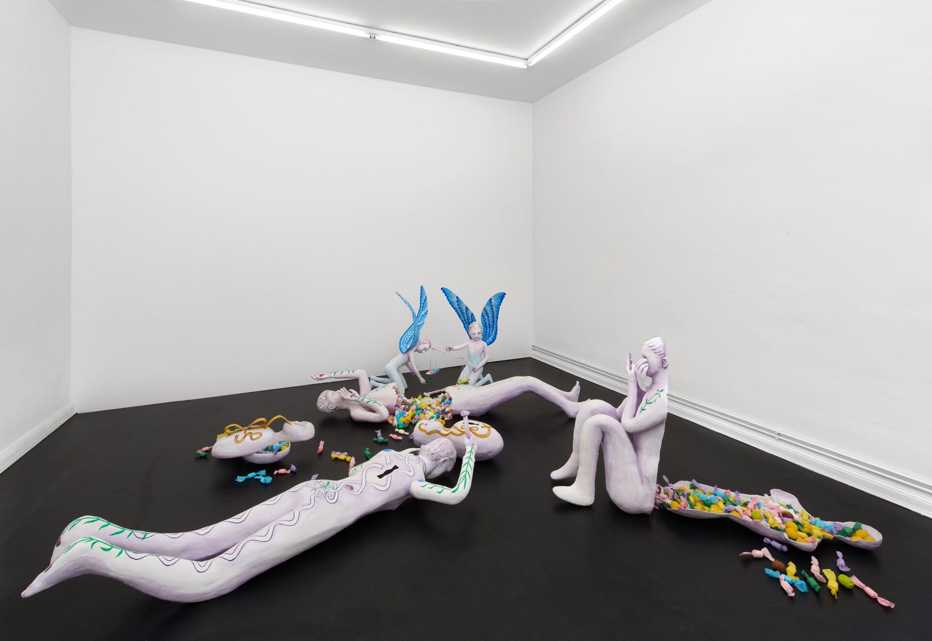 Agnes Scherer, "Mein Schatz, mein Hort / My refuge, my treasure", 2021, Plaster gauze, paint, tissue paper, Dimensions variable