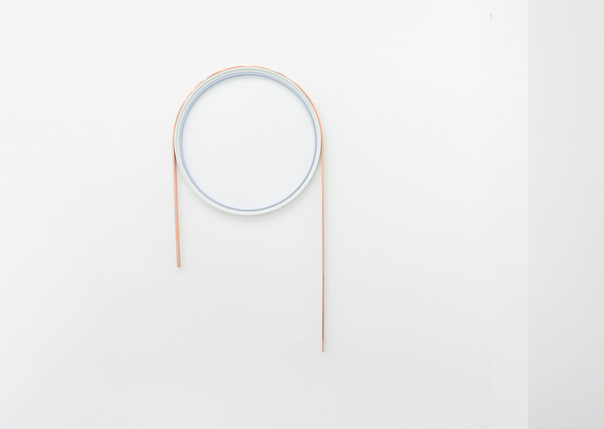 Nina Laaf, amalthea, 2021, plaster, steel, copper, lacquer, 99 x 53 cm