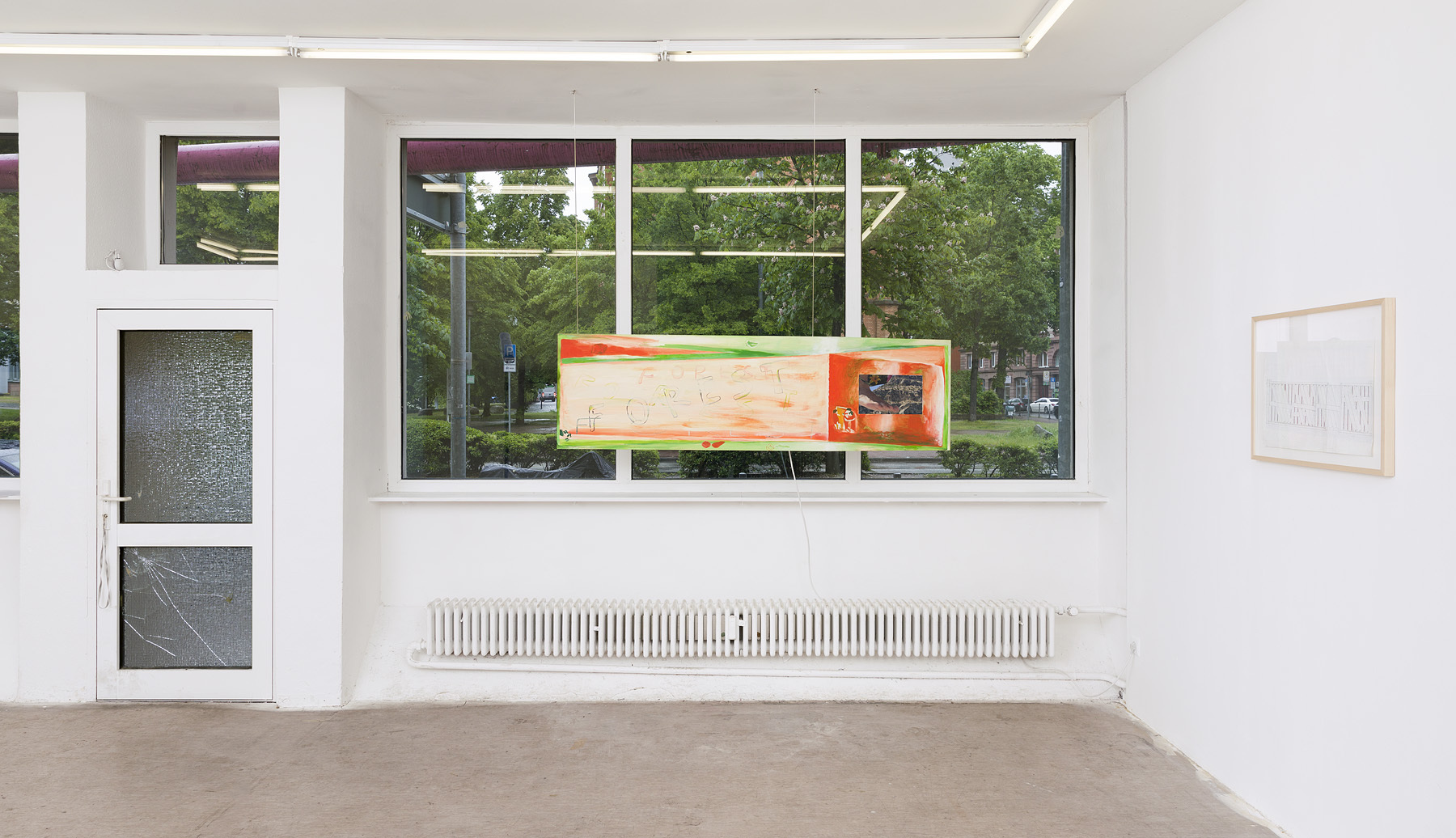 Installation view, Stella Sieber, Euphrat 4, 2018-2021, acrylic on wood, LCD monitors, 55x195cm; James Sturkey, Untitled, 2019, pen and correction fluid on paper, 772,5x52,5cm.