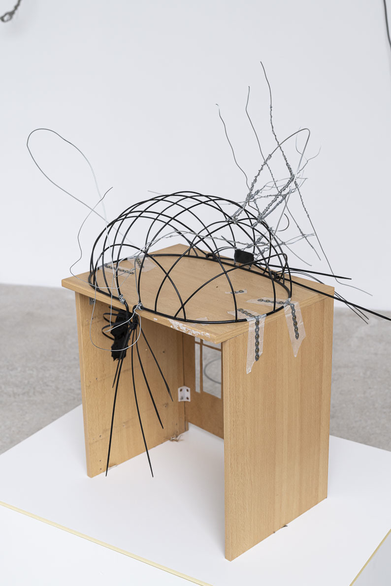 Sami Schlichting, Potrait, 2021, Found Object, Steel, Wire, Wood, Cable Ties, Duct Tape, 108 cm x 92 cm x 86 cm