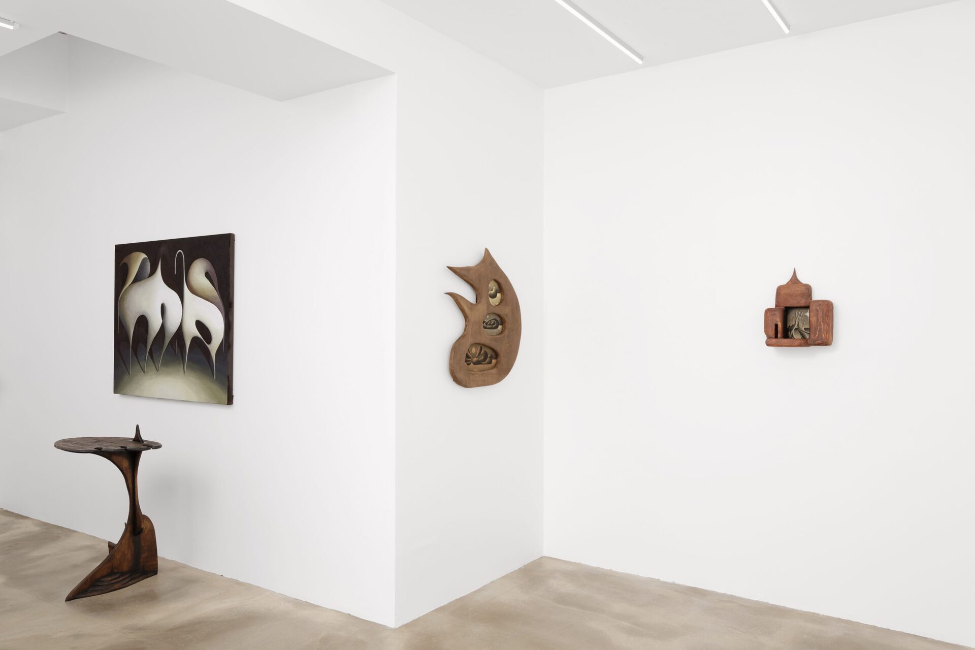 Alicia Adamerovich, A bat out of hell, 2021, exhibition view, Sans titre (2016), Paris
