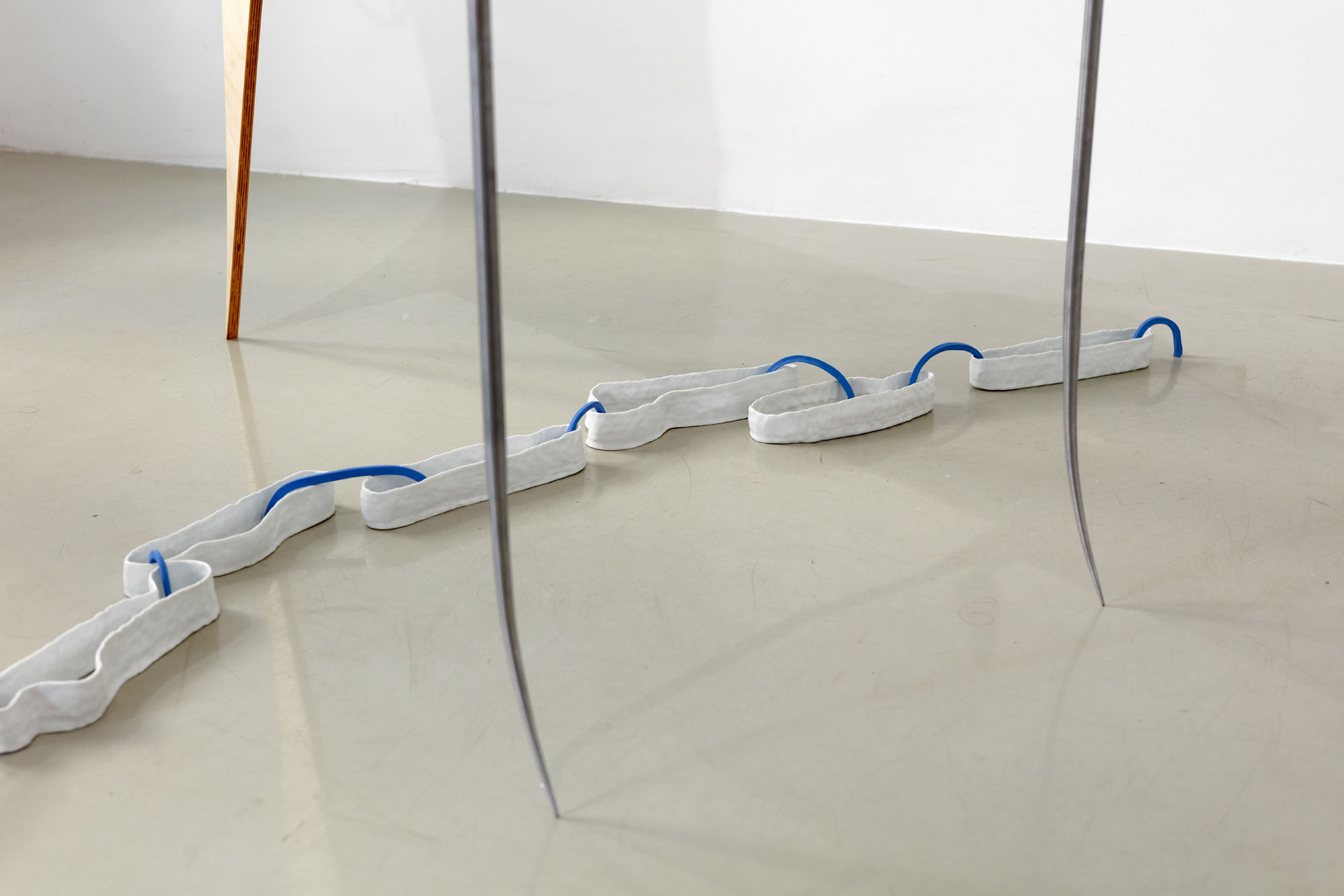 Root ring, 2021, porcelain, dimensions variable