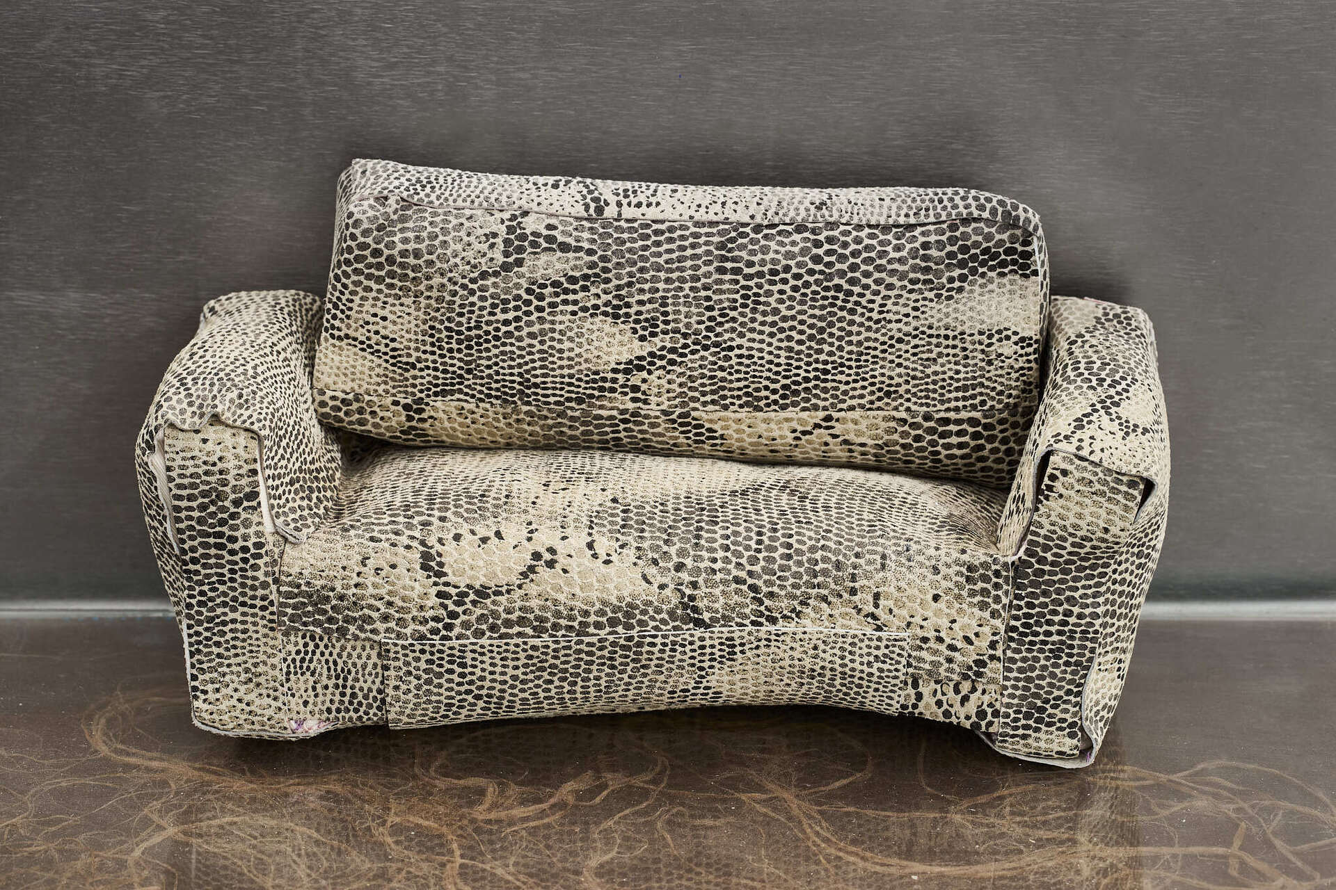 Ania Bak,Things That Come in Waves, 2021, Variable dimensions