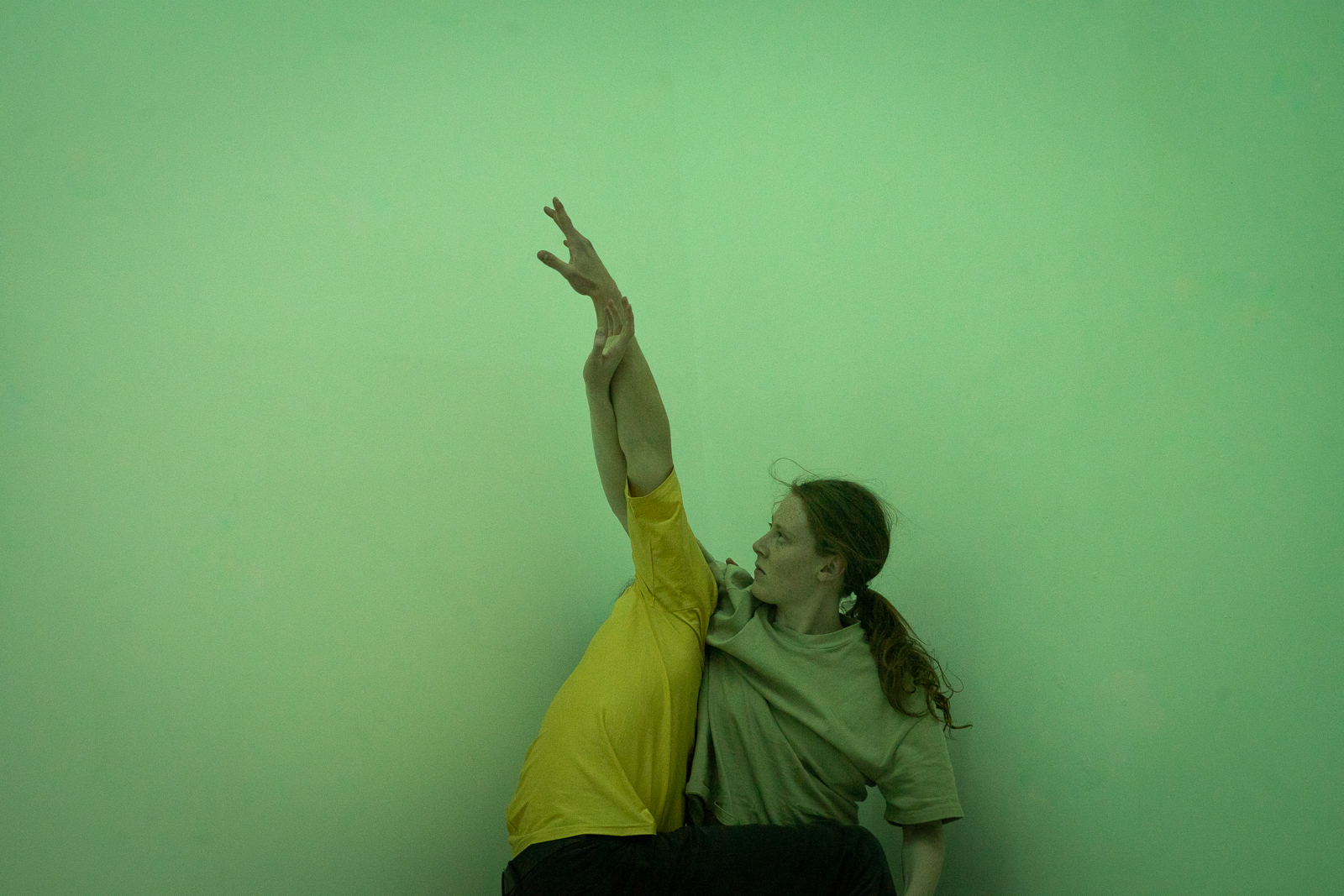 Astrid Sweeney & Jonas Vandekeckhove, Weven, dance performance, 2021