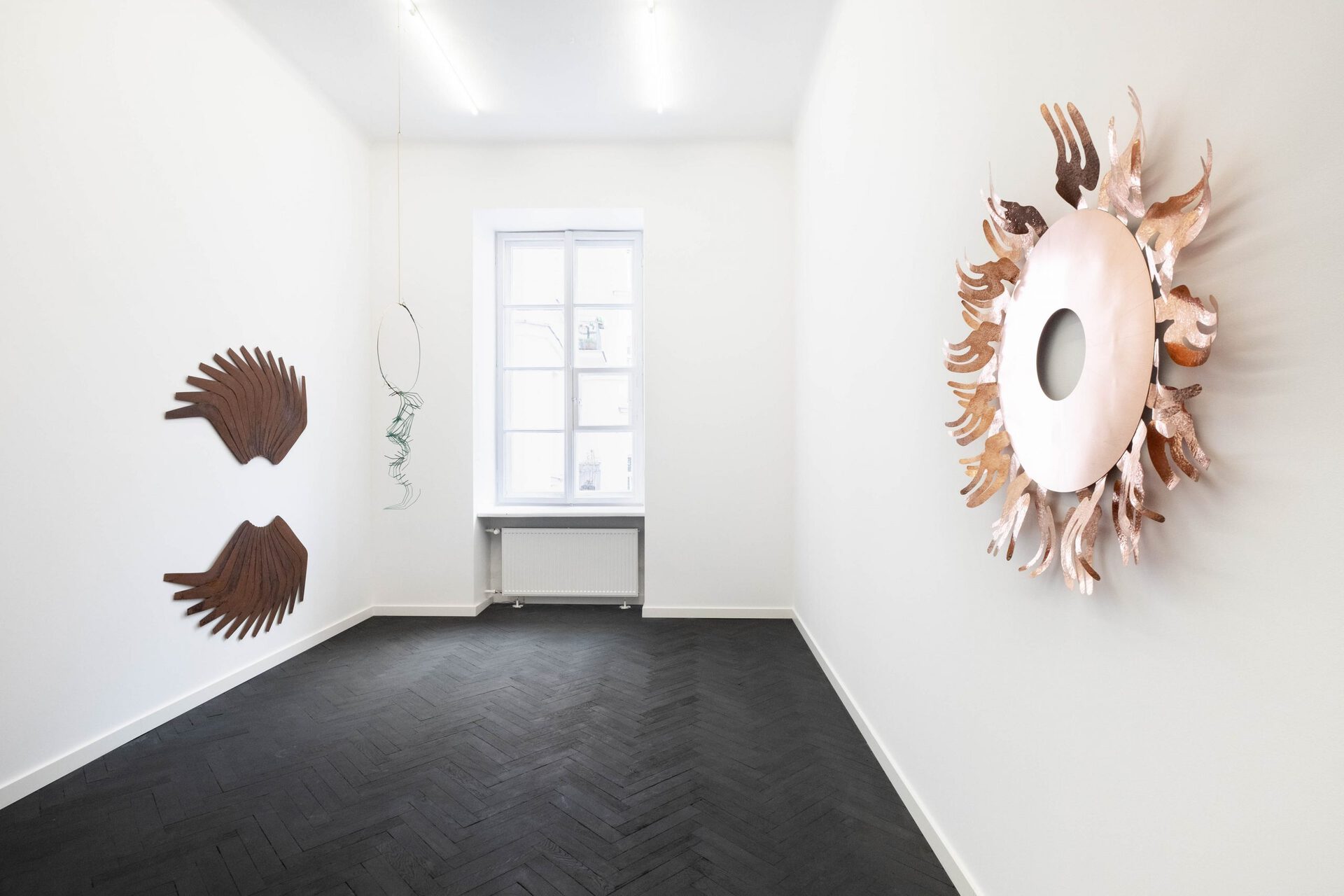 Iza Tarasewicz, Full Circle Ahead!, solo show at Gunia Nowik Gallery, 2021. Photo: Bartosz Górka