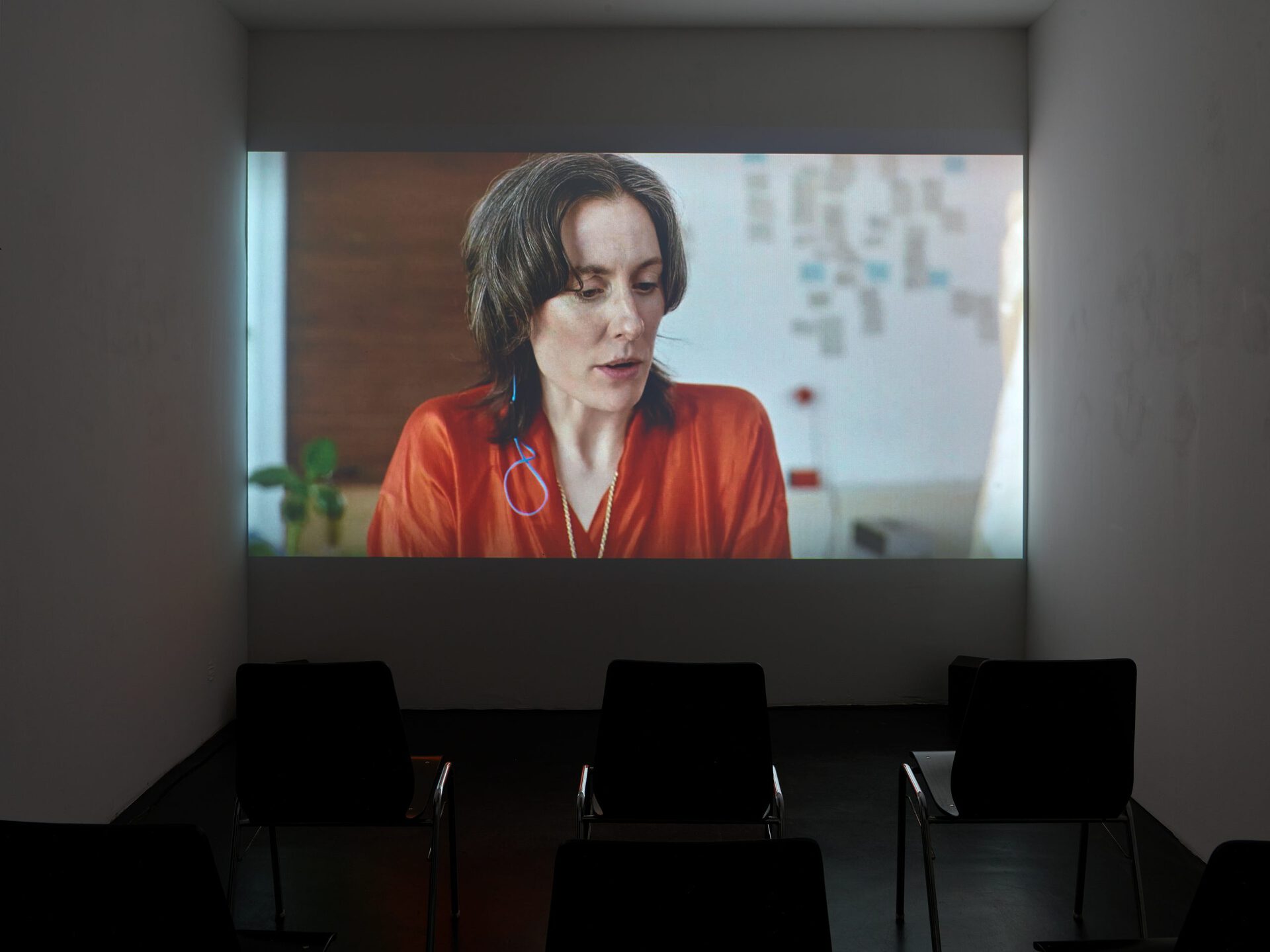 Rosa Aiello, Caryatid Encounters, 2021, Single-channel-HD-video, sound, 00:47:01, looped