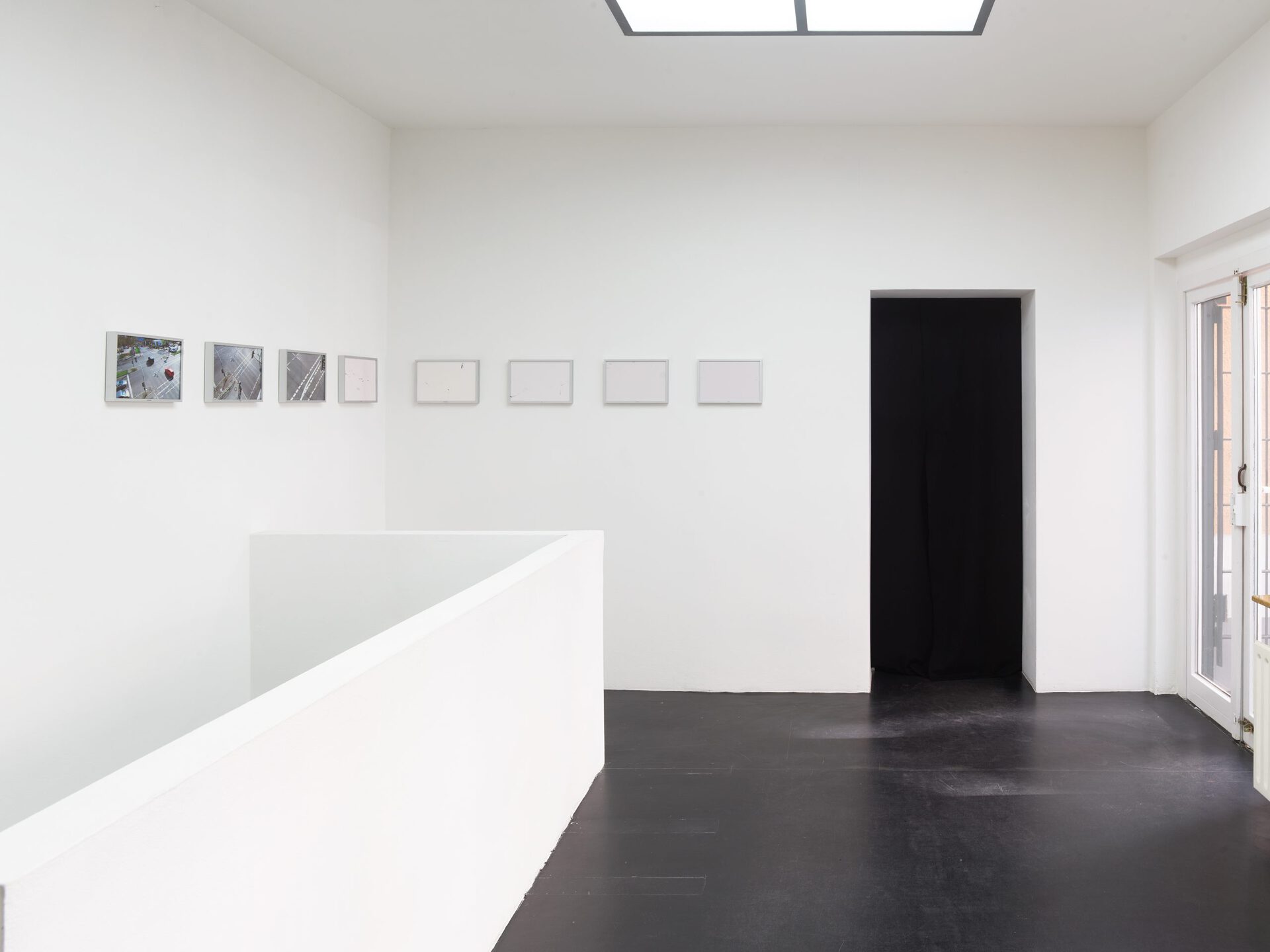 Installation view: Rosa Aiello ’Alles Gute für den Gast’, Drei, Cologne, 2021