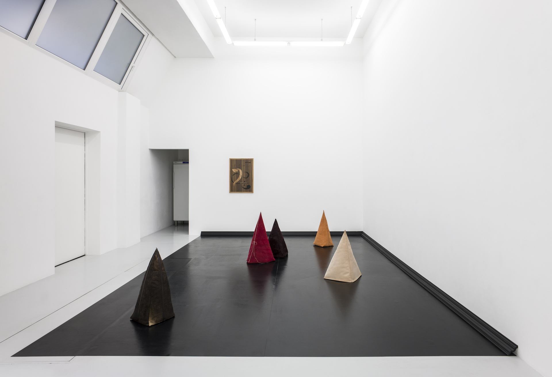 Eliza Ballesteros, SHABRACK, exhibition view, fiebach, minninger, 2021