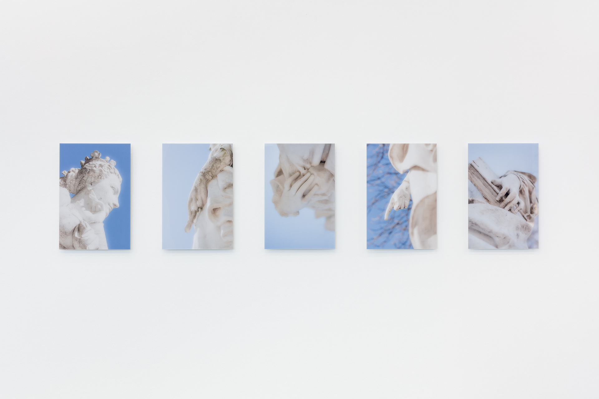 Anaïs Horn: Reines de France et Femmes illustres, 2021, all 2021. 5 Lambda c-prints laminated on alu-dibond and behind acrylic glass, 60 × 40 cm each.