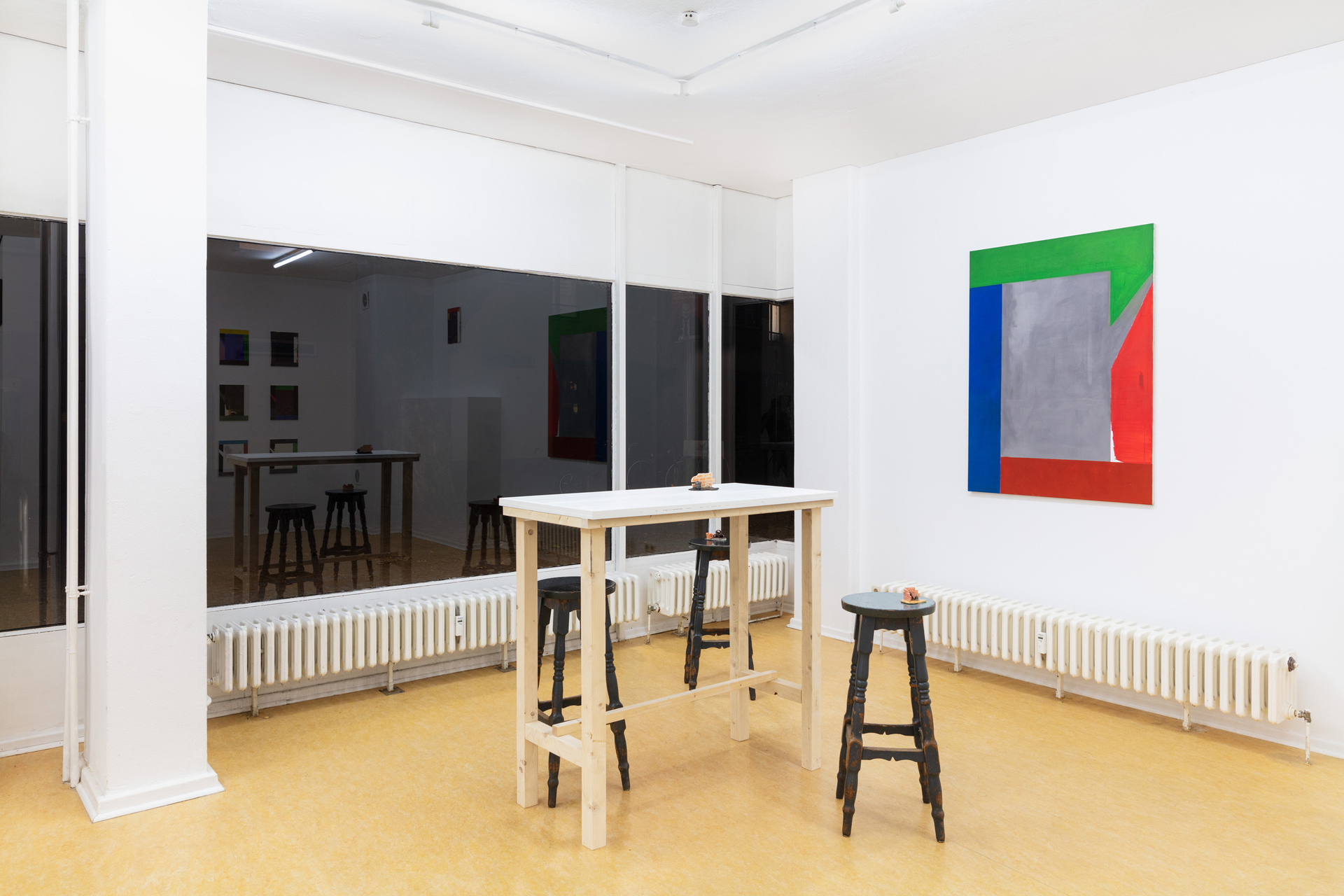 Exhibition view "Backyard Comedy"