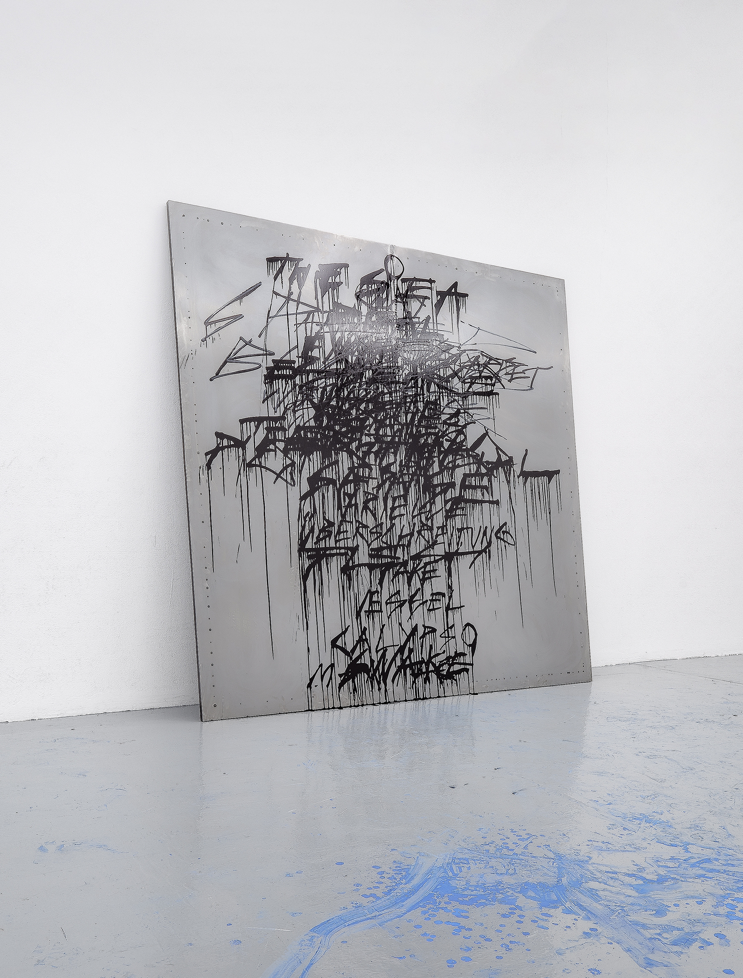 Goccia, 2021, marker on steel, 200 × 200 cm