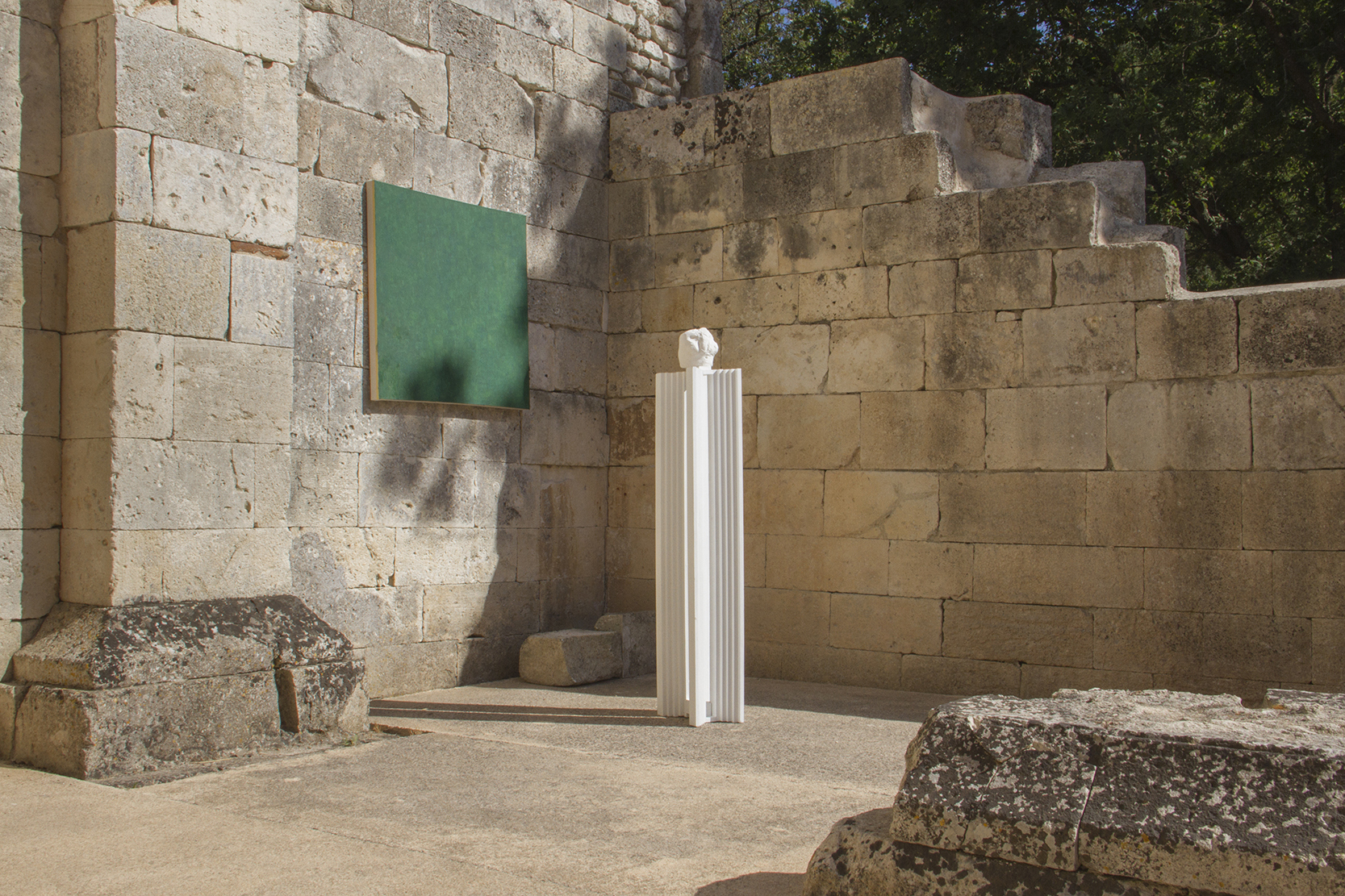2 Montecristo Project - La Costante Resistenziale, Ruins of San Nicola di Silanis, installation view